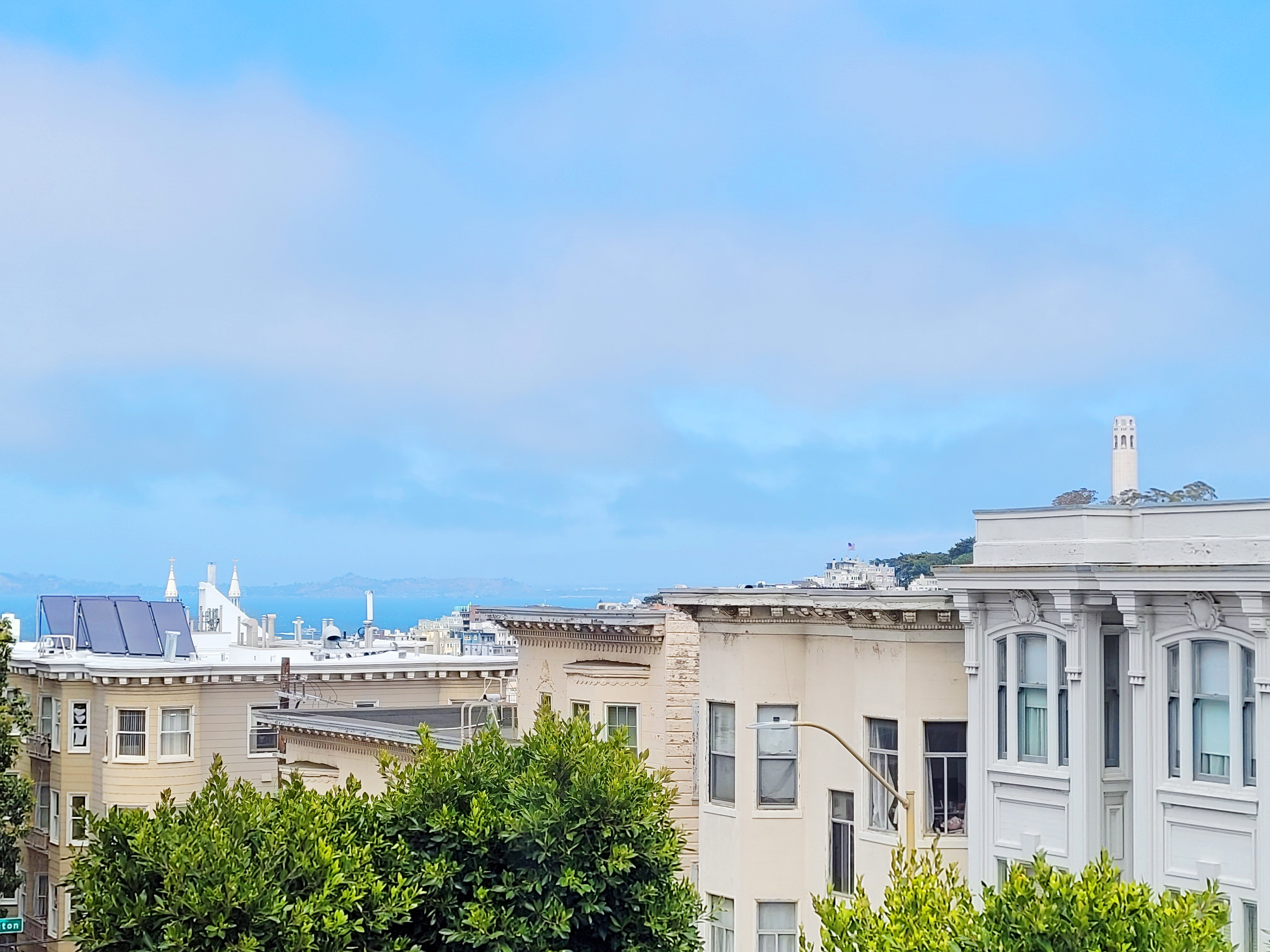 System.Collections.Generic.List`1[BluePillow.Application.SearchEngine.Dto.PhotoDto]?.ElementAt(2)?.Caption