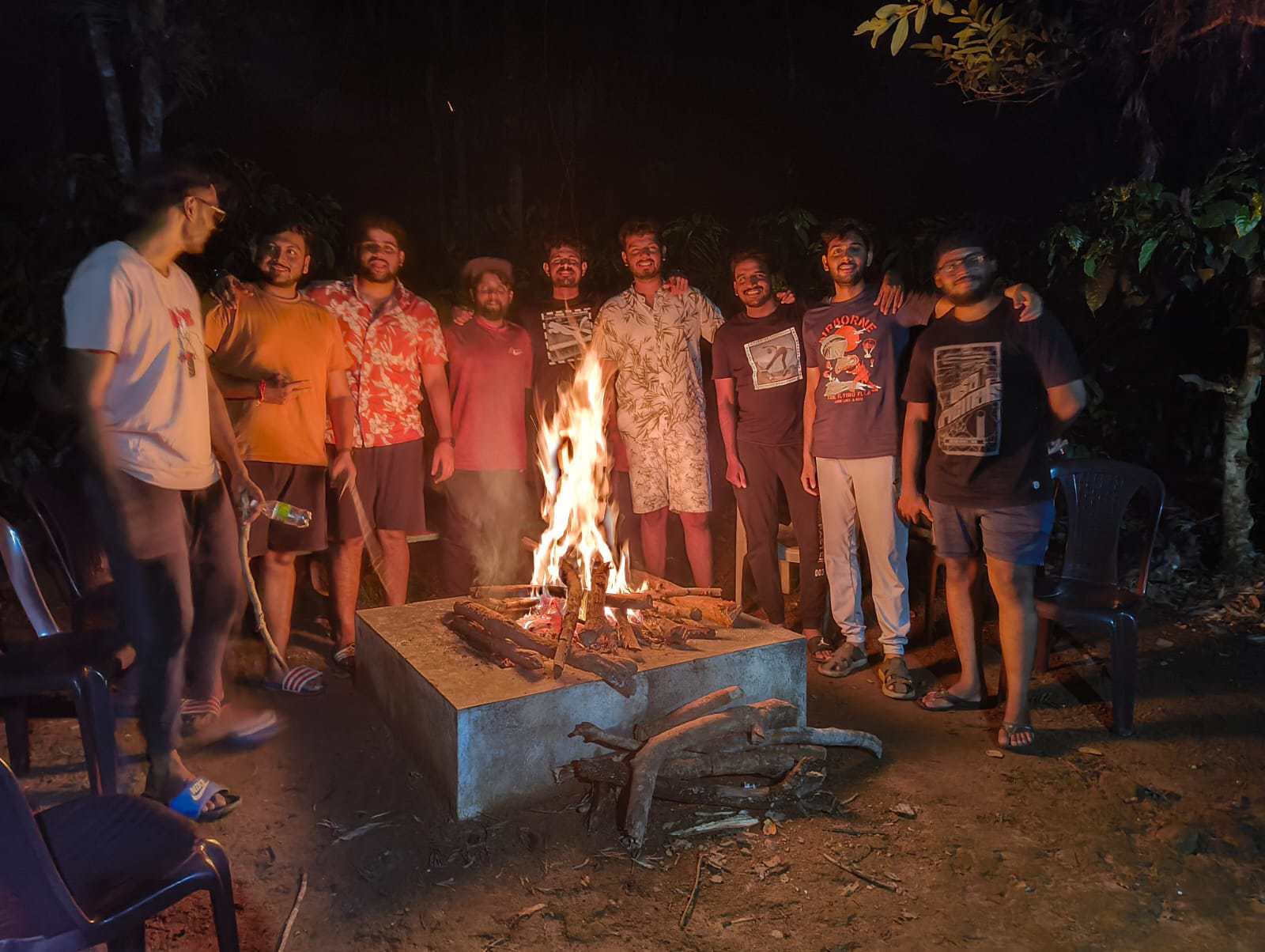 System.Collections.Generic.List`1[BluePillow.Application.SearchEngine.Dto.PhotoDto]?.ElementAt(2)?.Caption