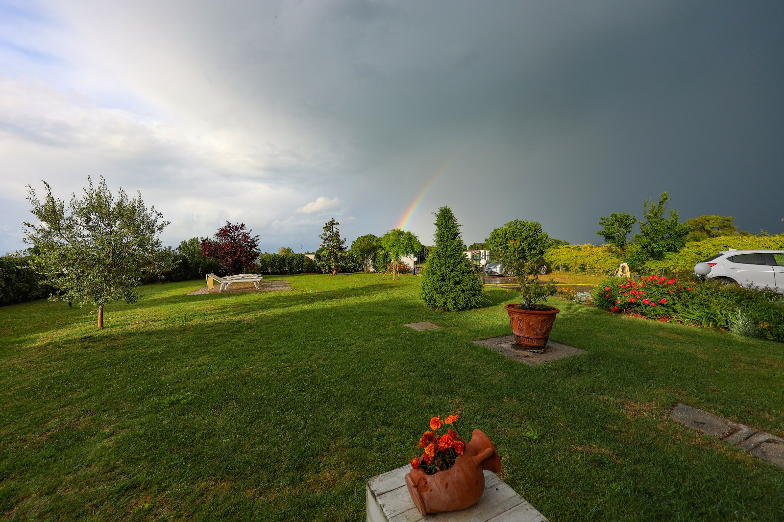 System.Collections.Generic.List`1[BluePillow.Application.SearchEngine.Dto.PhotoDto]?.ElementAt(1)?.Caption