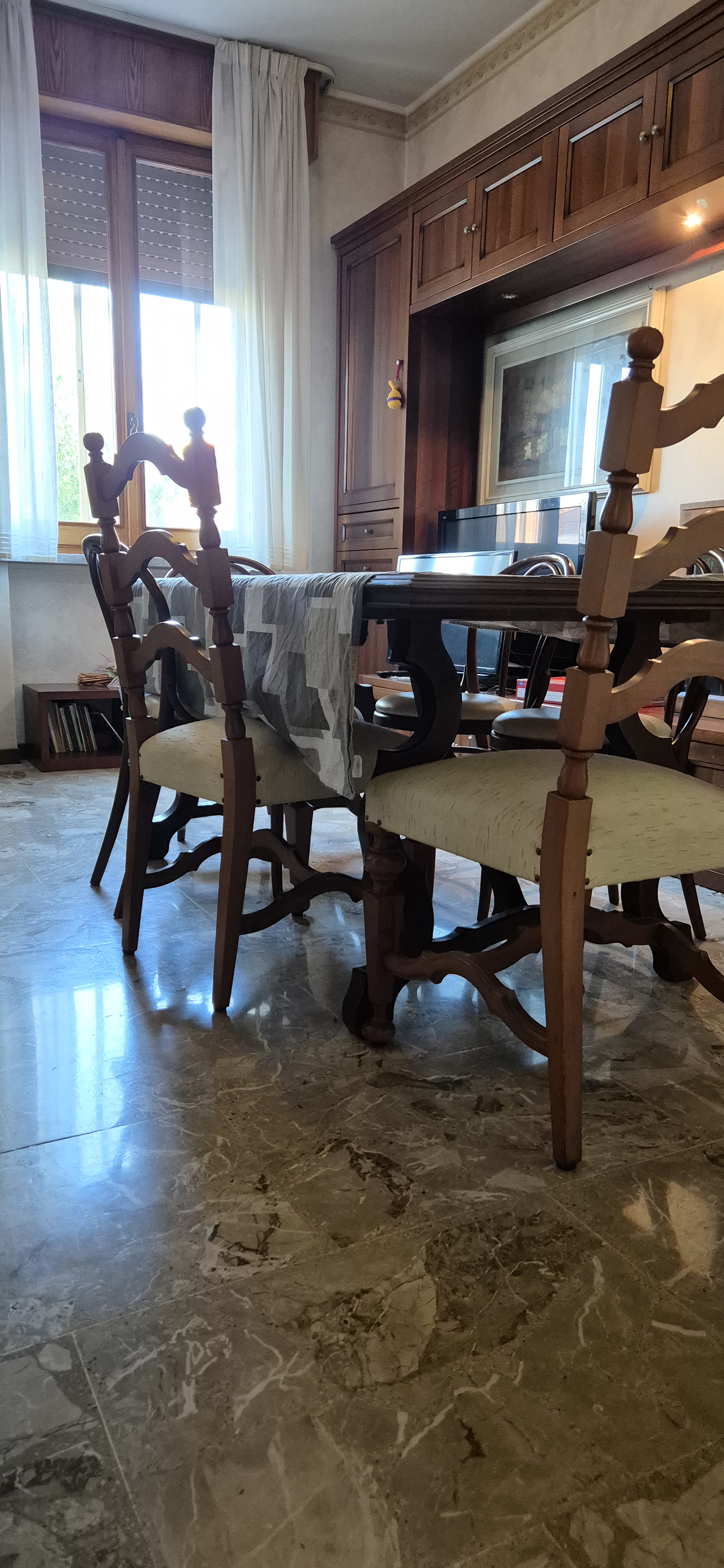 System.Collections.Generic.List`1[BluePillow.Application.SearchEngine.Dto.PhotoDto]?.ElementAt(3)?.Caption