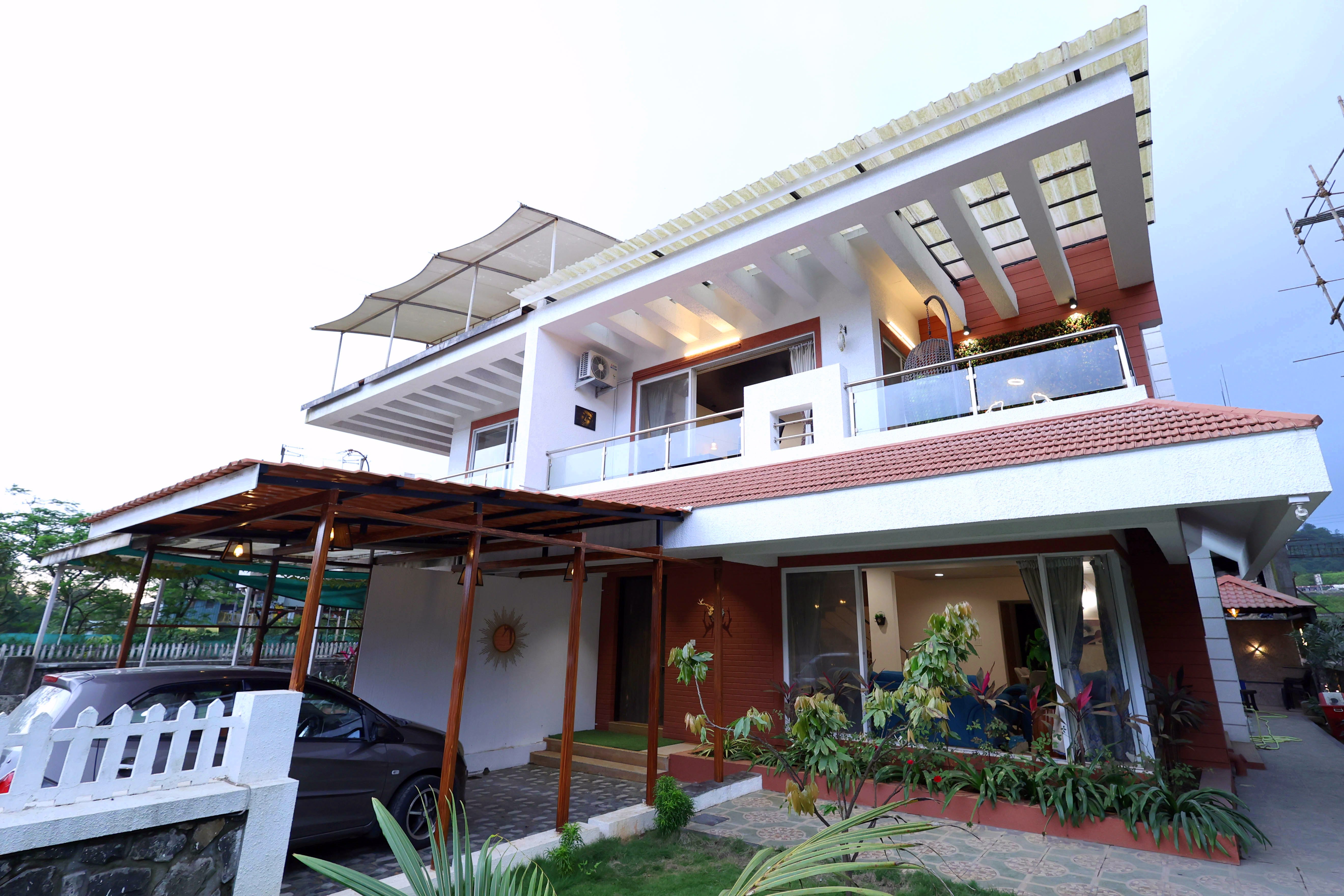 System.Collections.Generic.List`1[BluePillow.Application.SearchEngine.Dto.PhotoDto]?.ElementAt(1)?.Caption