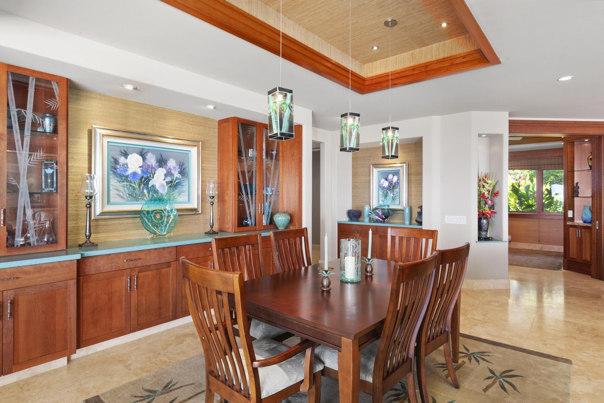 System.Collections.Generic.List`1[BluePillow.Application.SearchEngine.Dto.PhotoDto]?.ElementAt(2)?.Caption