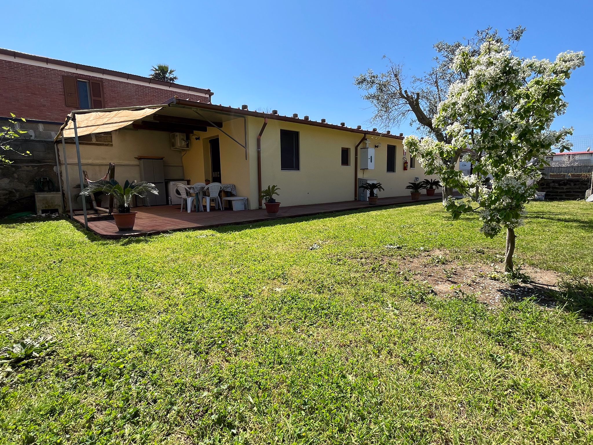 System.Collections.Generic.List`1[BluePillow.Application.SearchEngine.Dto.PhotoDto]?.ElementAt(1)?.Caption