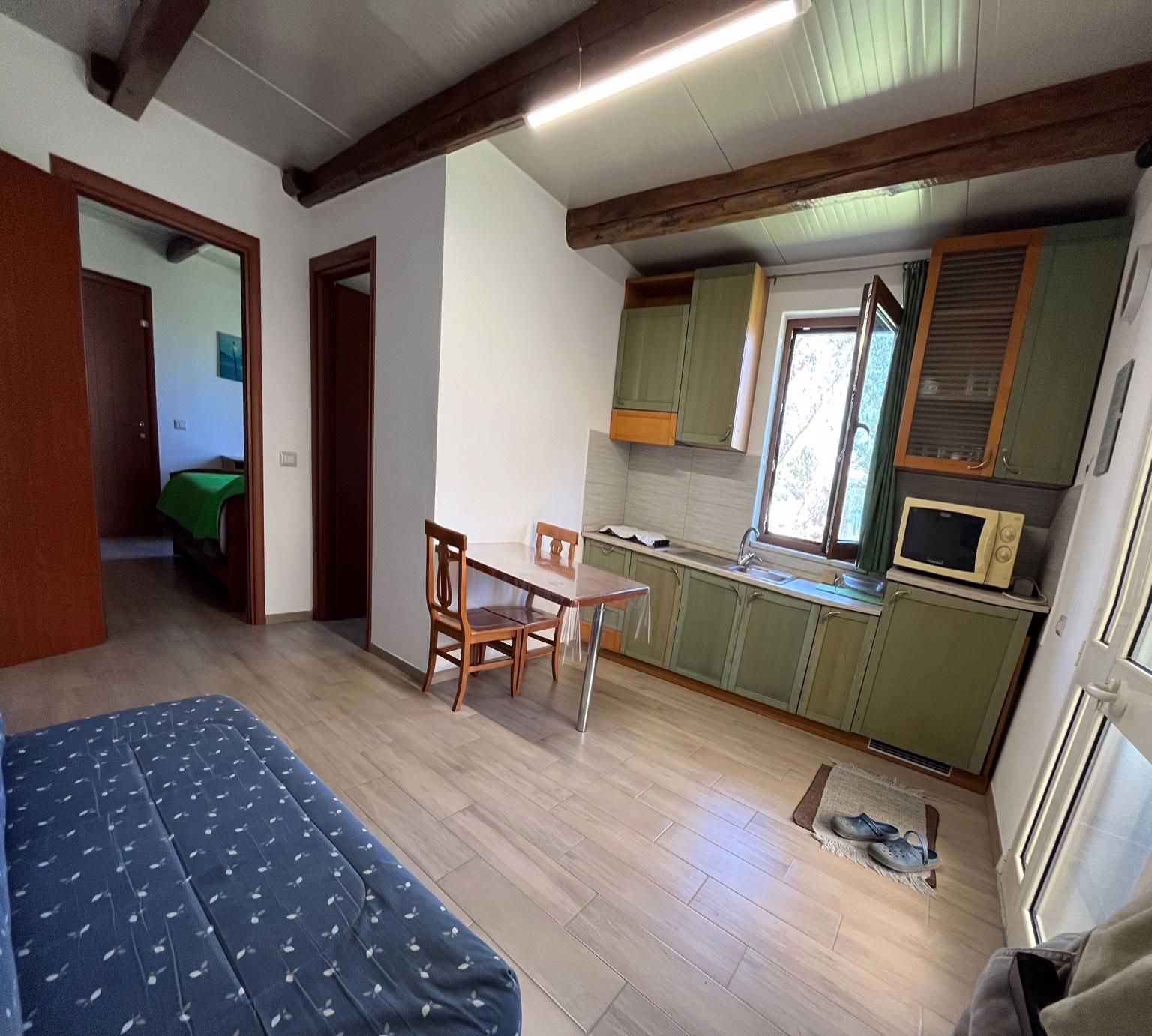 System.Collections.Generic.List`1[BluePillow.Application.SearchEngine.Dto.PhotoDto]?.ElementAt(2)?.Caption