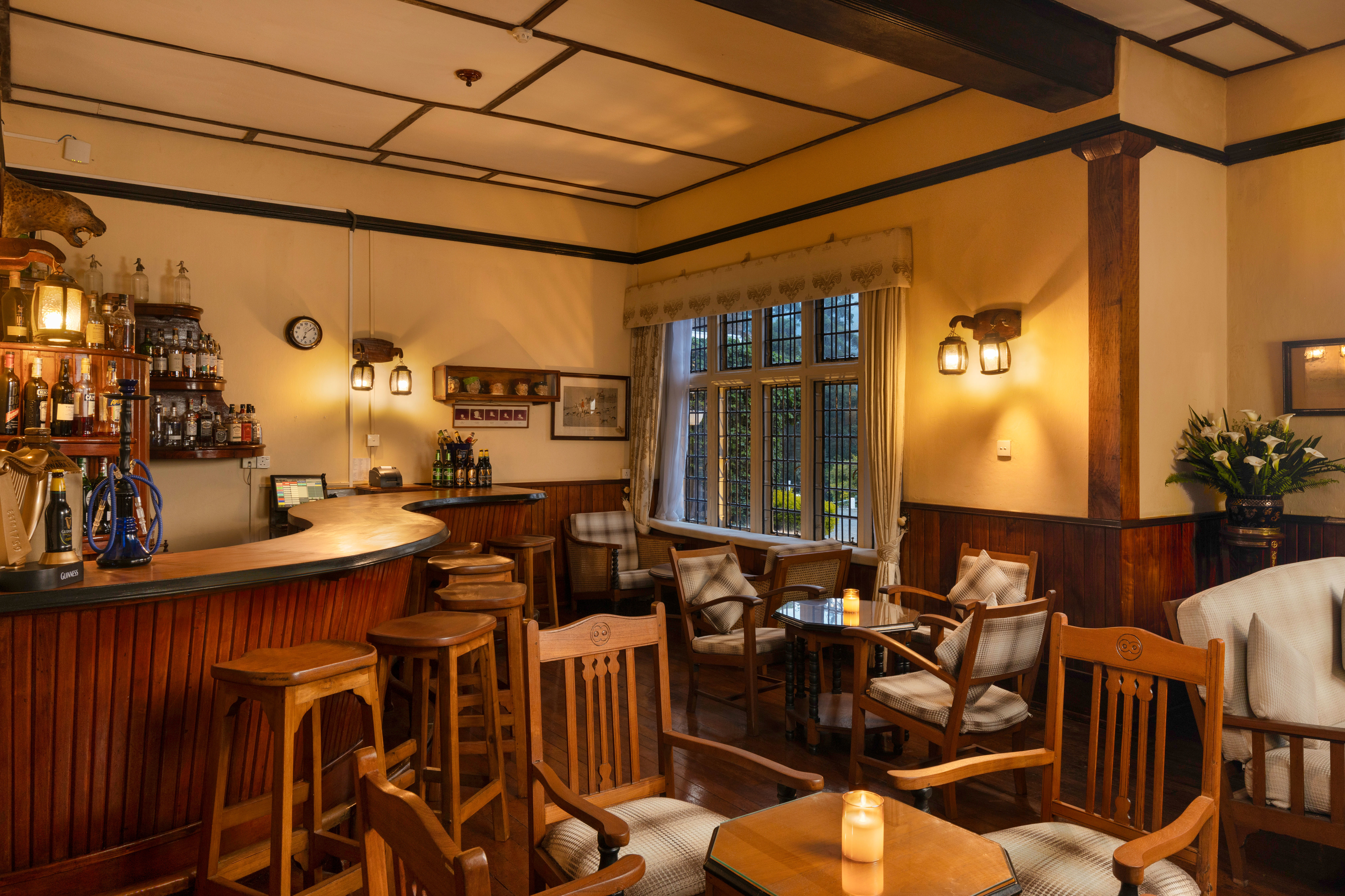 System.Collections.Generic.List`1[BluePillow.Application.SearchEngine.Dto.PhotoDto]?.ElementAt(3)?.Caption