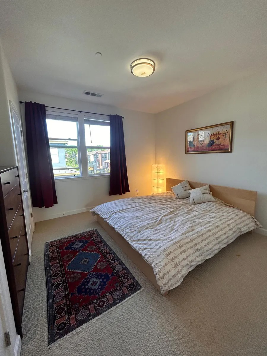 System.Collections.Generic.List`1[BluePillow.Application.SearchEngine.Dto.PhotoDto]?.ElementAt(2)?.Caption