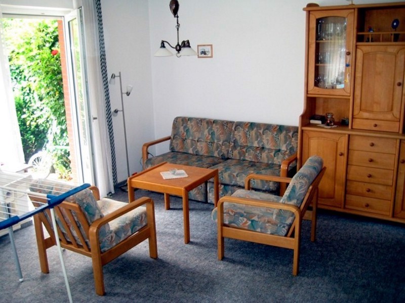 System.Collections.Generic.List`1[BluePillow.Application.SearchEngine.Dto.PhotoDto]?.ElementAt(0)?.Caption