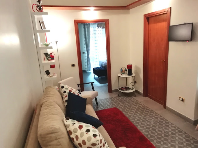 System.Collections.Generic.List`1[BluePillow.Application.SearchEngine.Dto.PhotoDto]?.ElementAt(1)?.Caption