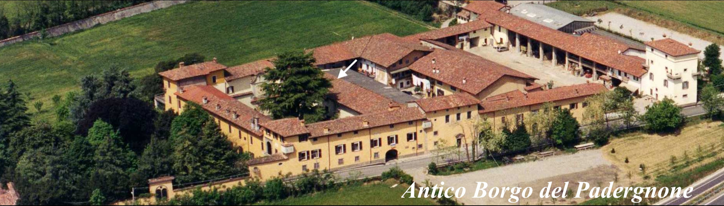 System.Collections.Generic.List`1[BluePillow.Application.SearchEngine.Dto.PhotoDto]?.ElementAt(0)?.Caption