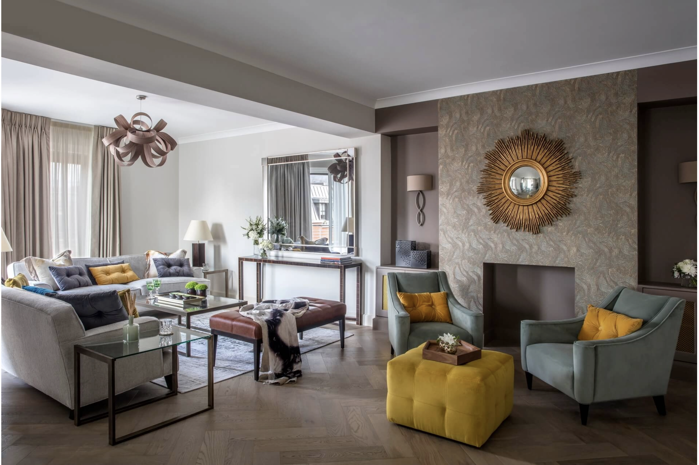 System.Collections.Generic.List`1[BluePillow.Application.SearchEngine.Dto.PhotoDto]?.ElementAt(0)?.Caption