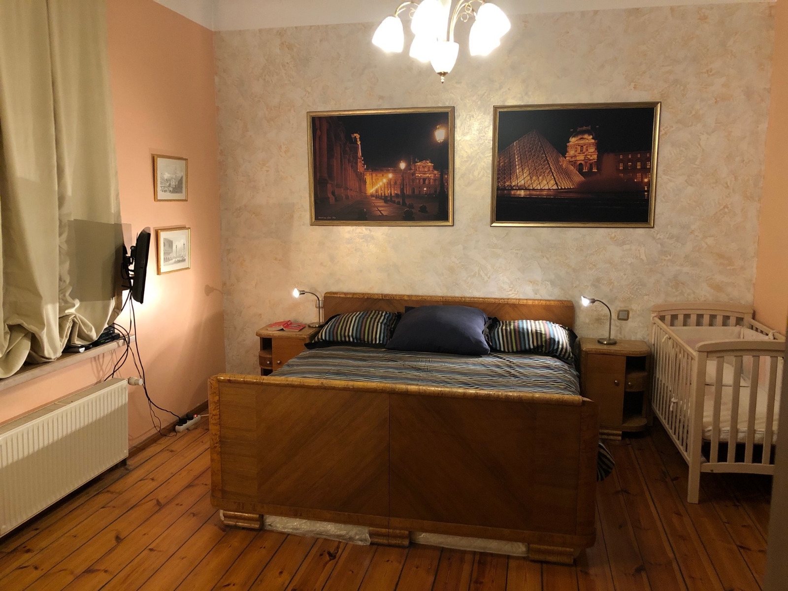 System.Collections.Generic.List`1[BluePillow.Application.SearchEngine.Dto.PhotoDto]?.ElementAt(3)?.Caption