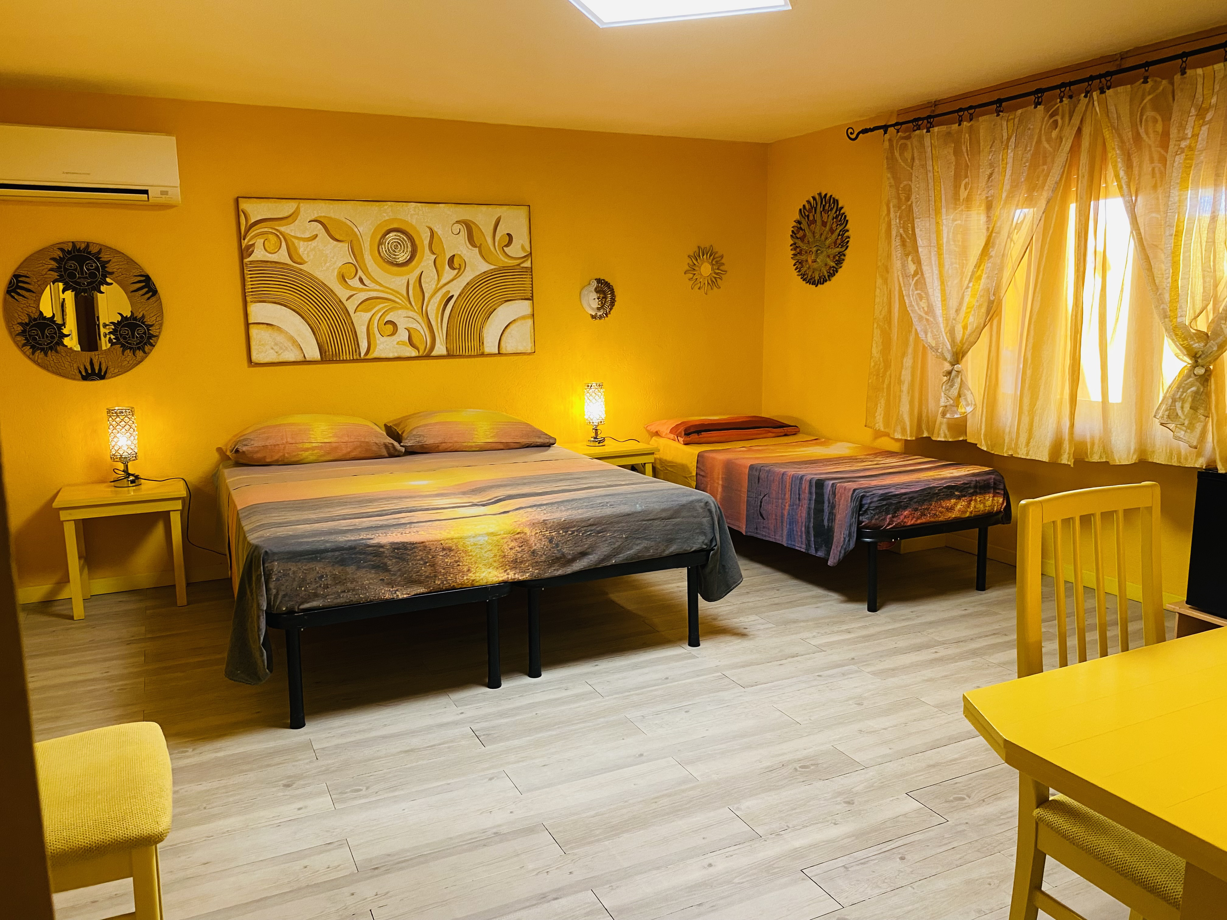 System.Collections.Generic.List`1[BluePillow.Application.SearchEngine.Dto.PhotoDto]?.ElementAt(3)?.Caption