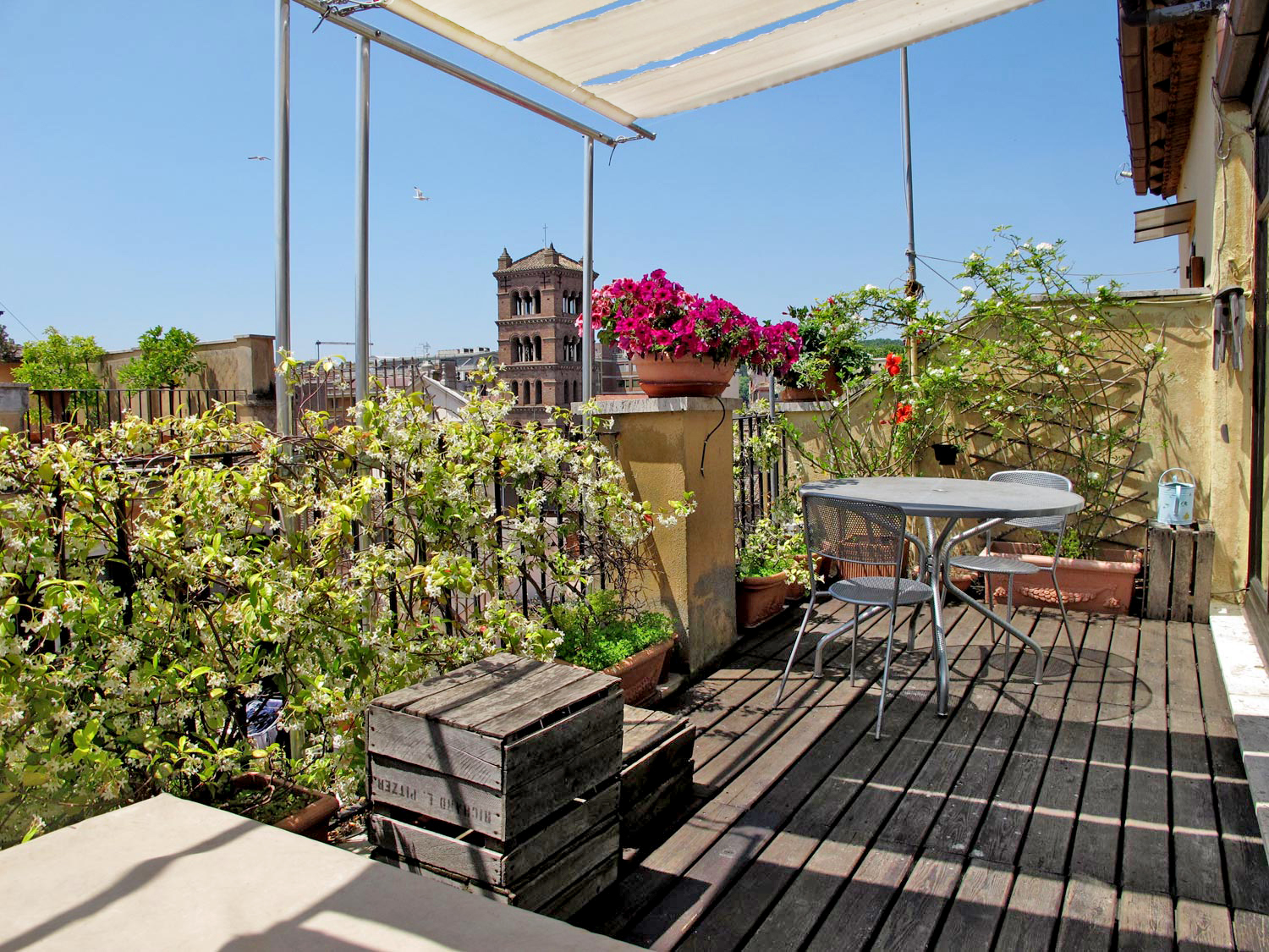 System.Collections.Generic.List`1[BluePillow.Application.SearchEngine.Dto.PhotoDto]?.ElementAt(2)?.Caption