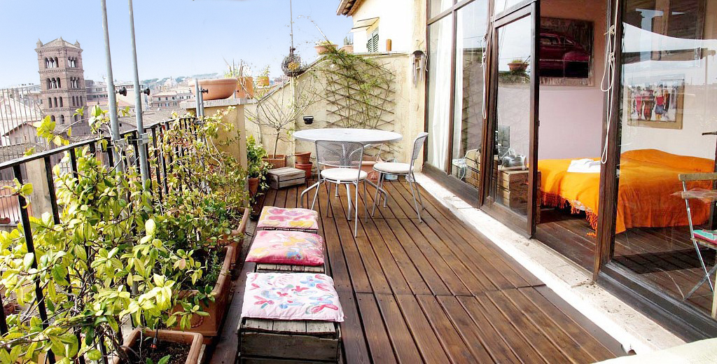 System.Collections.Generic.List`1[BluePillow.Application.SearchEngine.Dto.PhotoDto]?.ElementAt(3)?.Caption