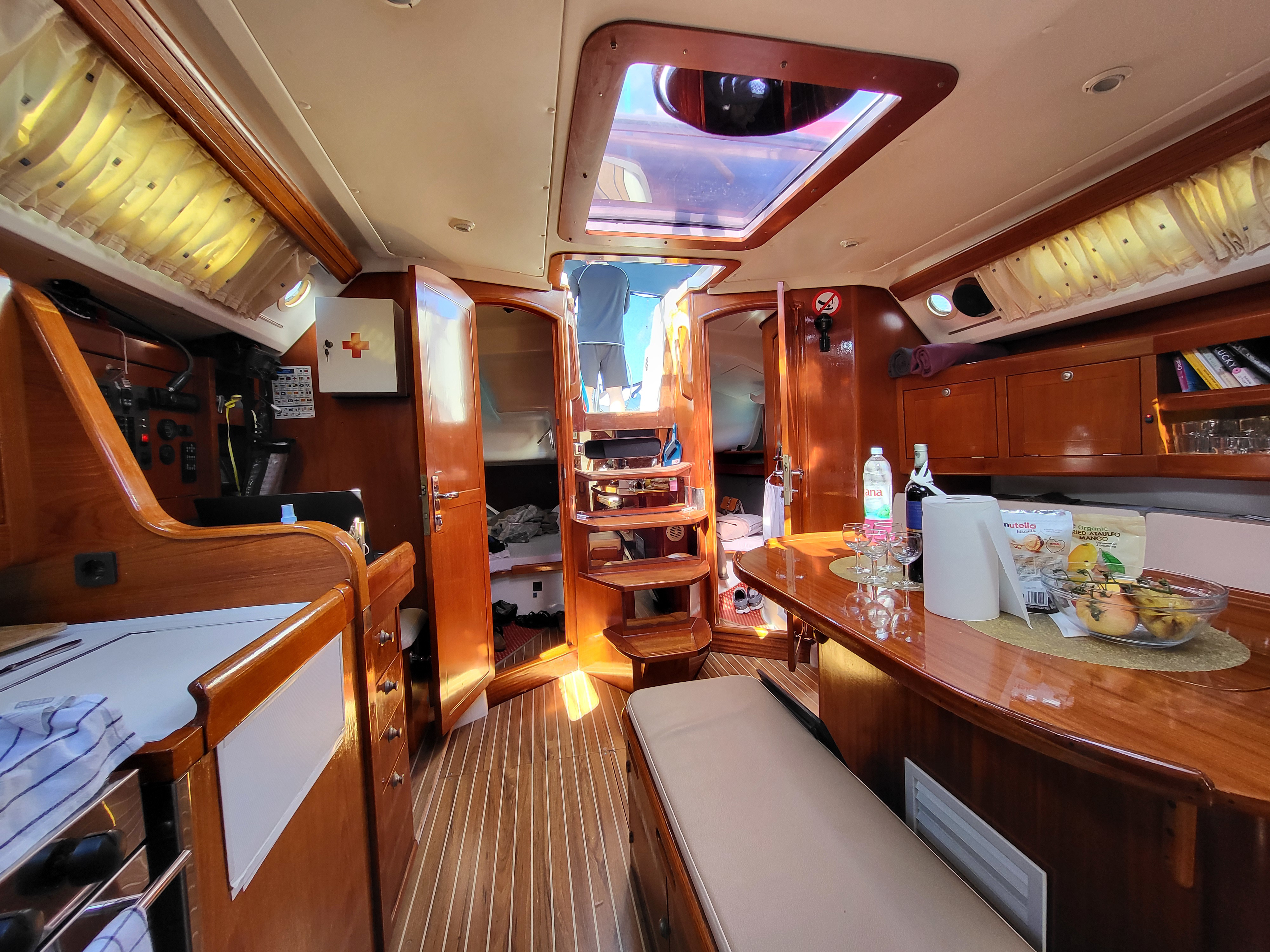 System.Collections.Generic.List`1[BluePillow.Application.SearchEngine.Dto.PhotoDto]?.ElementAt(3)?.Caption