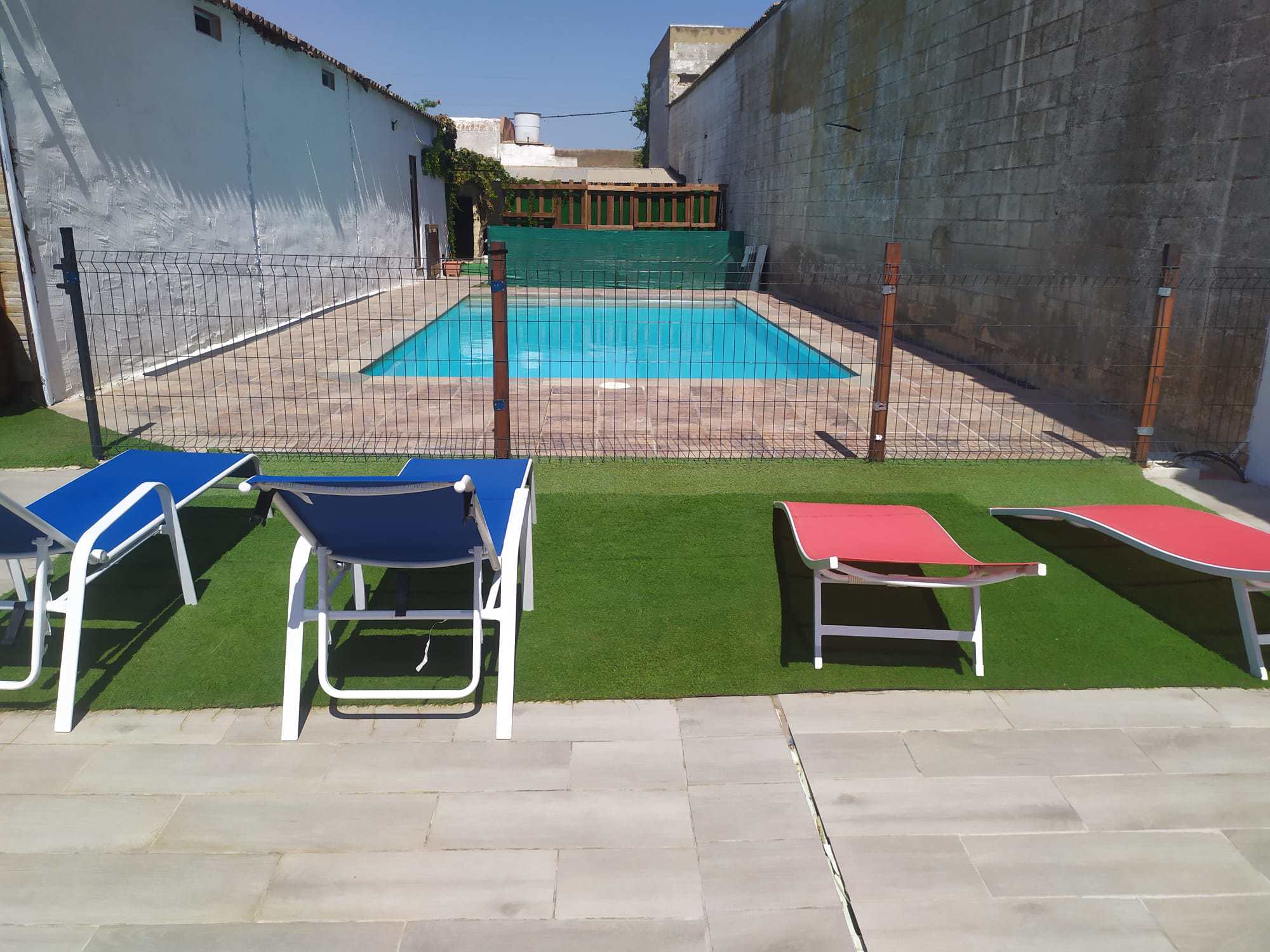 System.Collections.Generic.List`1[BluePillow.Application.SearchEngine.Dto.PhotoDto]?.ElementAt(3)?.Caption