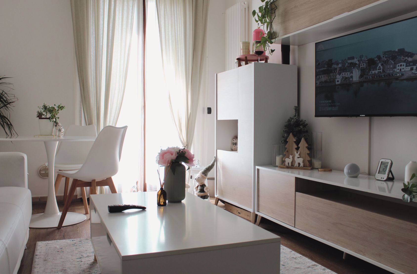 System.Collections.Generic.List`1[BluePillow.Application.SearchEngine.Dto.PhotoDto]?.ElementAt(0)?.Caption