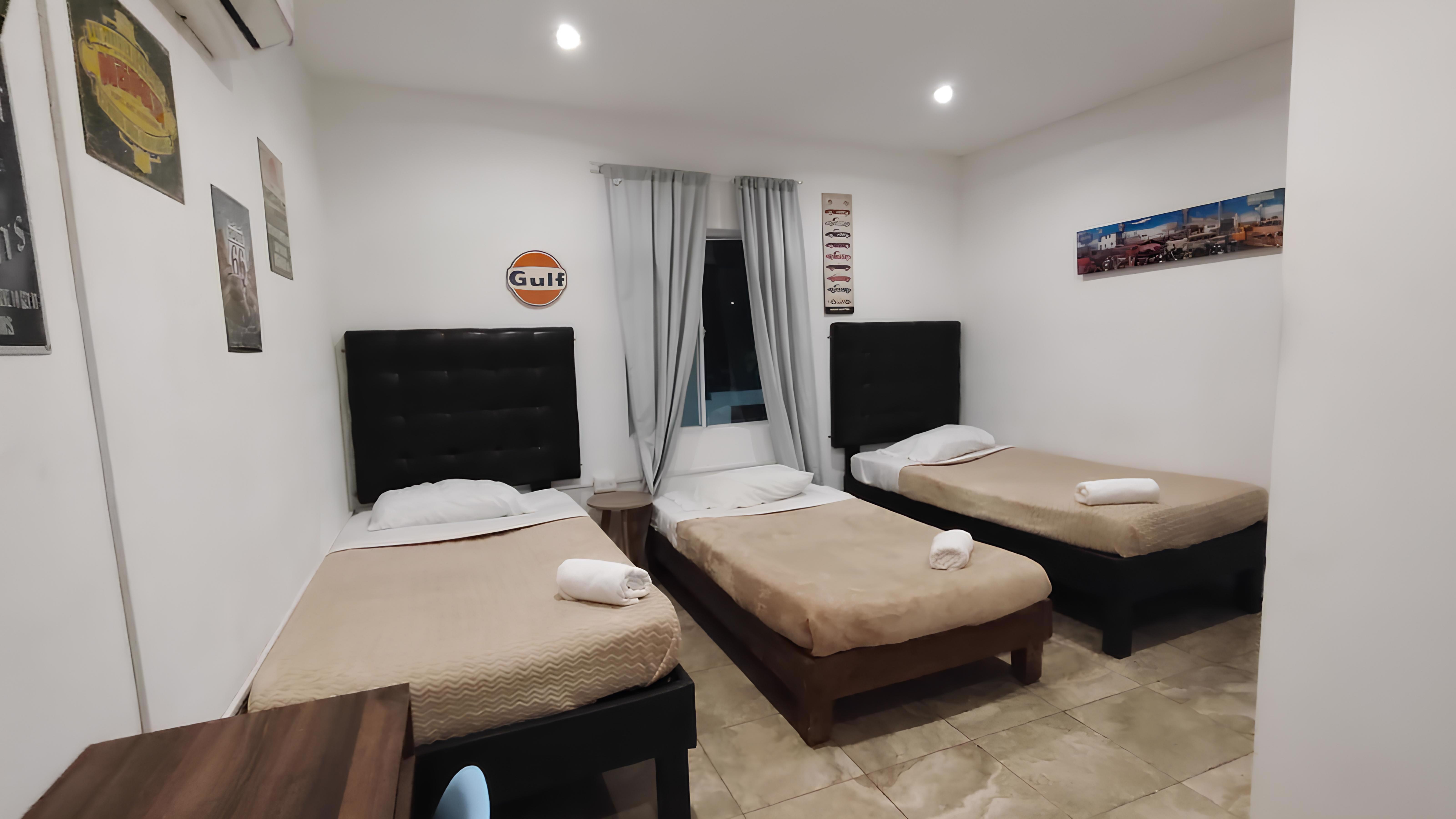 System.Collections.Generic.List`1[BluePillow.Application.SearchEngine.Dto.PhotoDto]?.ElementAt(1)?.Caption