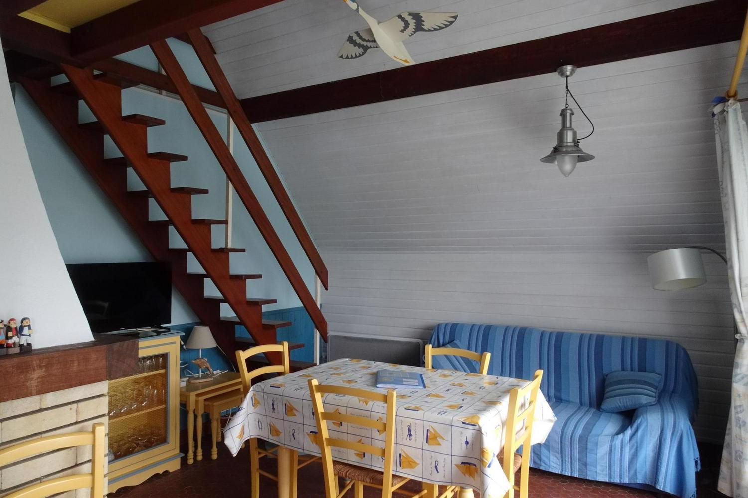 System.Collections.Generic.List`1[BluePillow.Application.SearchEngine.Dto.PhotoDto]?.ElementAt(2)?.Caption