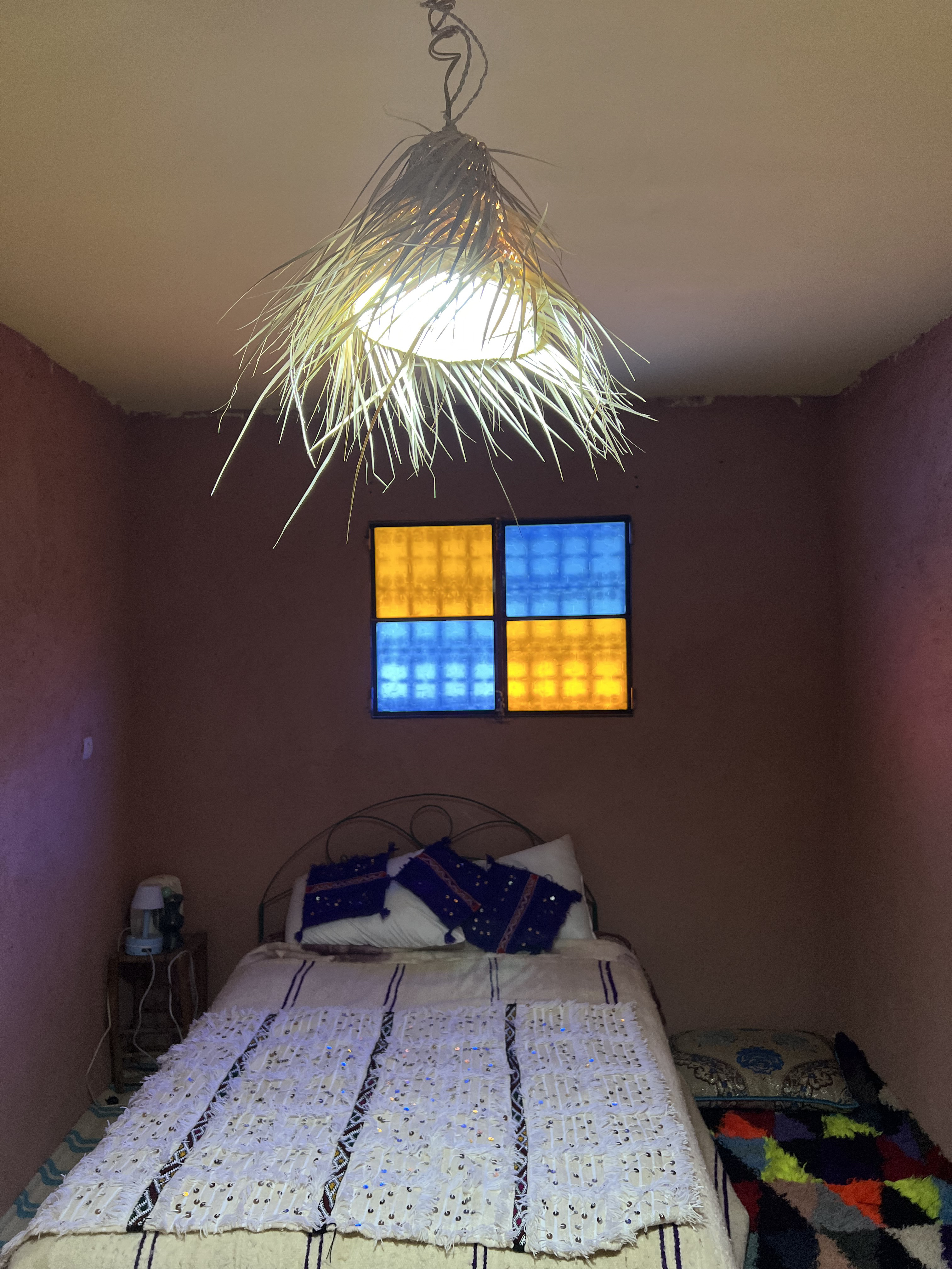 System.Collections.Generic.List`1[BluePillow.Application.SearchEngine.Dto.PhotoDto]?.ElementAt(0)?.Caption