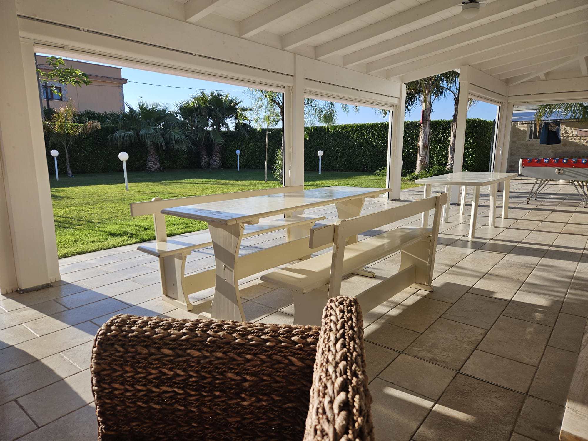 System.Collections.Generic.List`1[BluePillow.Application.SearchEngine.Dto.PhotoDto]?.ElementAt(2)?.Caption