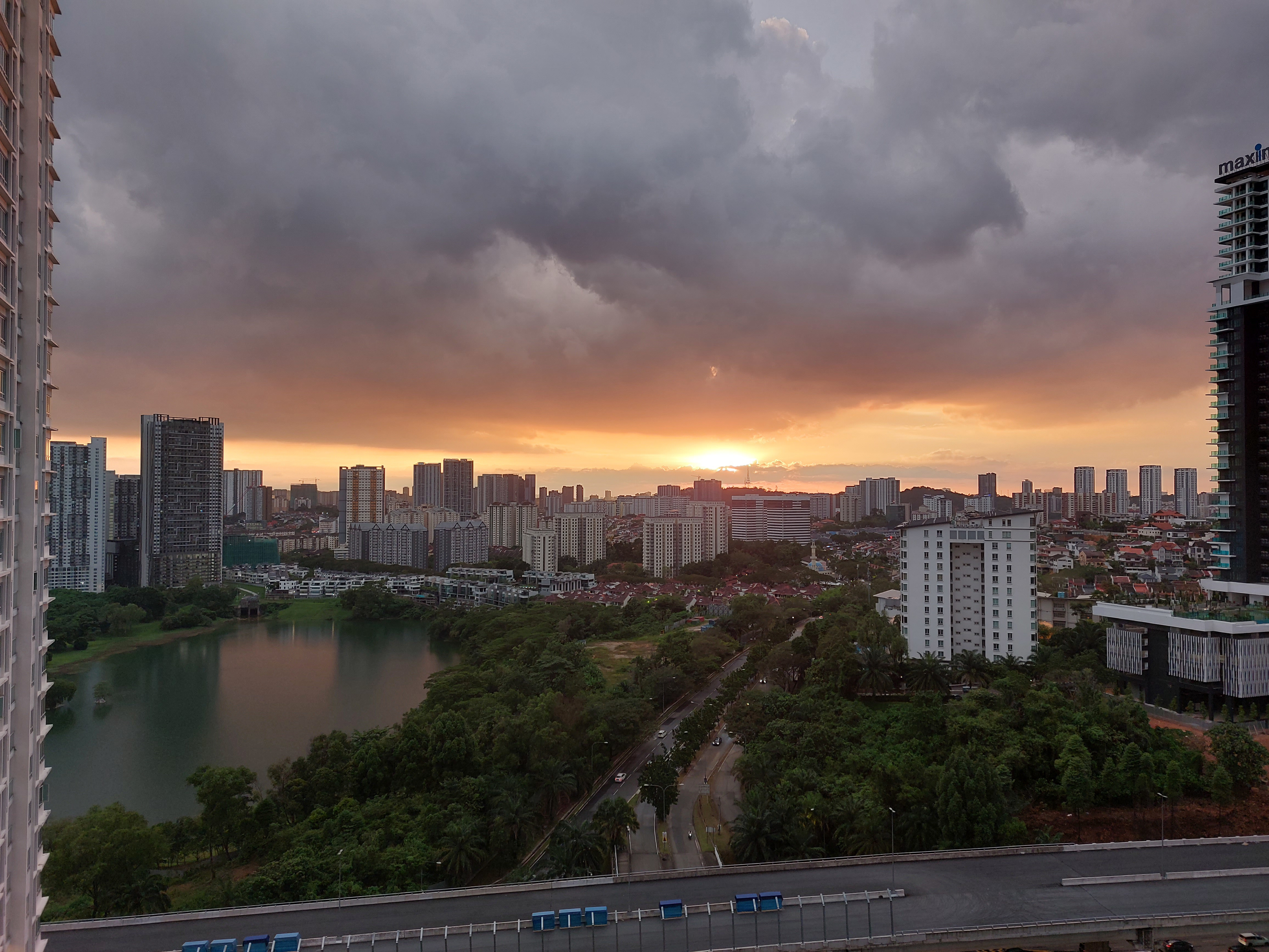 System.Collections.Generic.List`1[BluePillow.Application.SearchEngine.Dto.PhotoDto]?.ElementAt(2)?.Caption