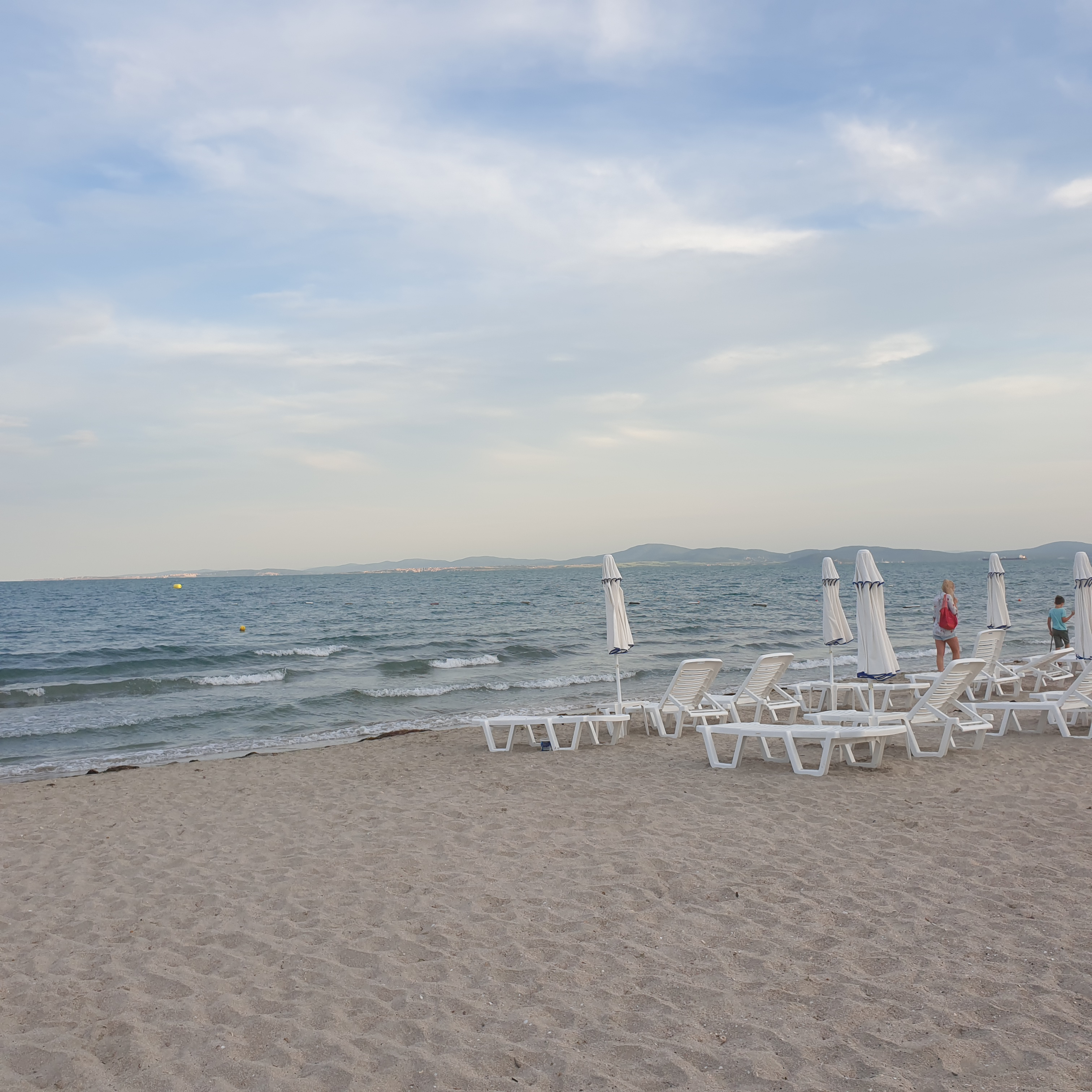 System.Collections.Generic.List`1[BluePillow.Application.SearchEngine.Dto.PhotoDto]?.ElementAt(2)?.Caption