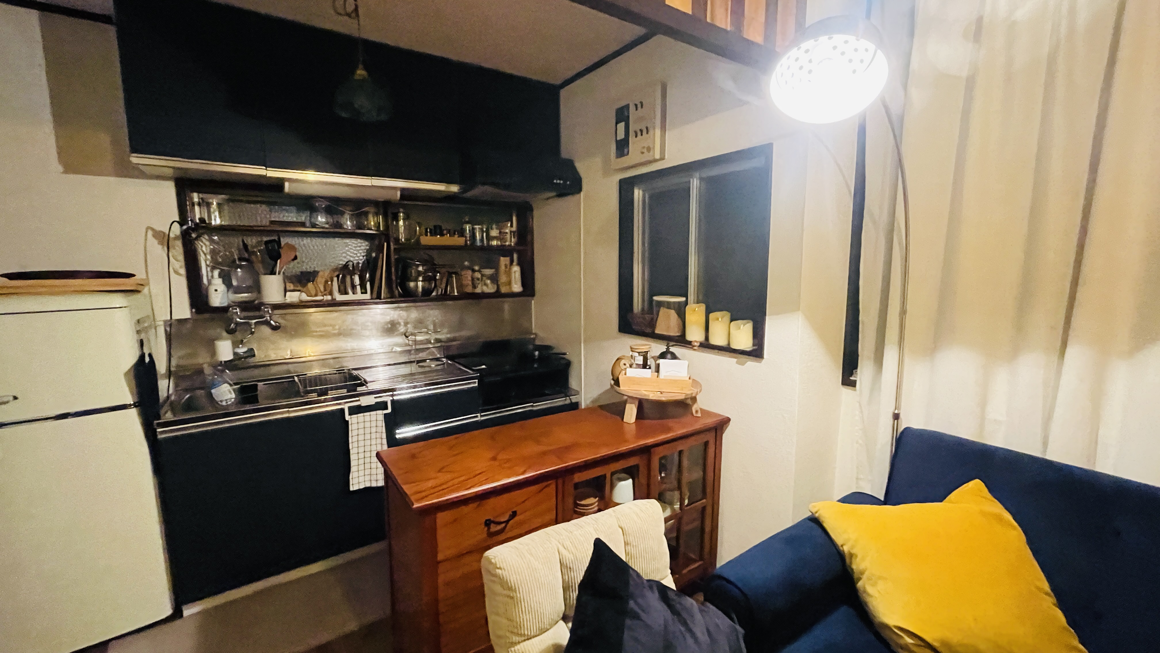 System.Collections.Generic.List`1[BluePillow.Application.SearchEngine.Dto.PhotoDto]?.ElementAt(2)?.Caption