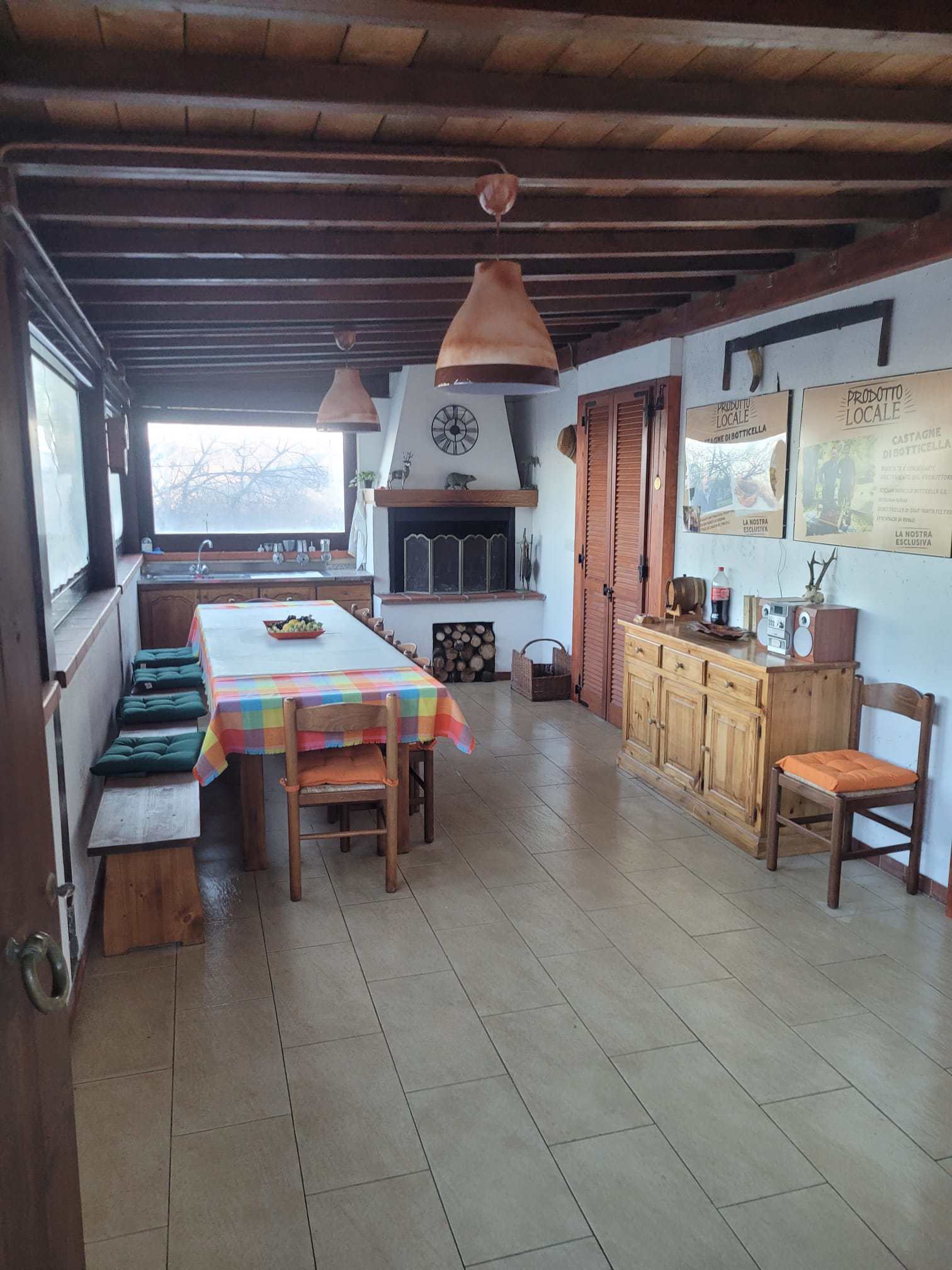 System.Collections.Generic.List`1[BluePillow.Application.SearchEngine.Dto.PhotoDto]?.ElementAt(0)?.Caption