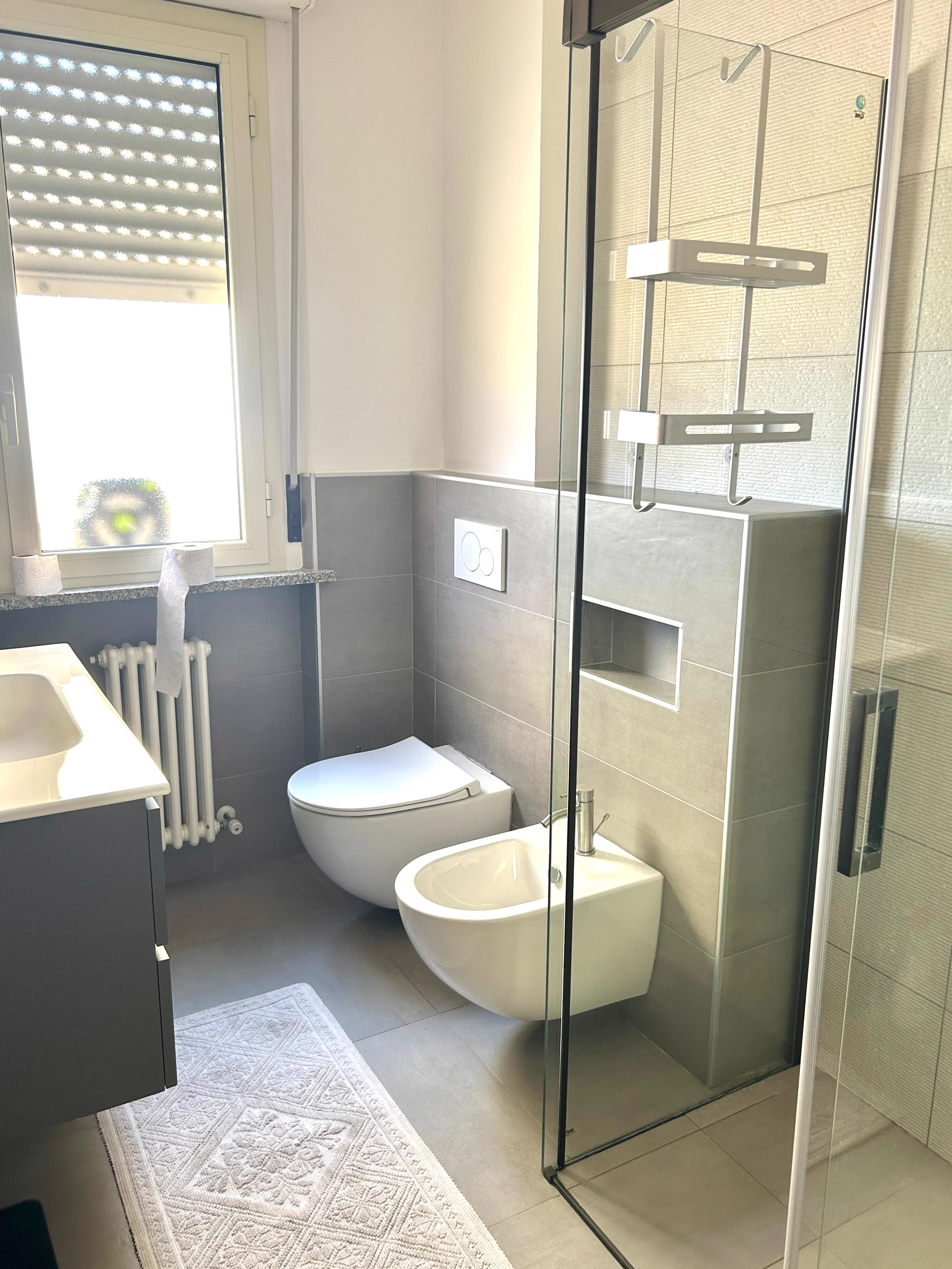 System.Collections.Generic.List`1[BluePillow.Application.SearchEngine.Dto.PhotoDto]?.ElementAt(3)?.Caption