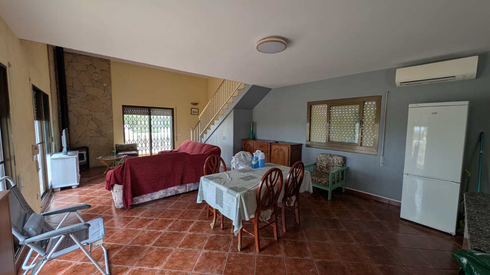 System.Collections.Generic.List`1[BluePillow.Application.SearchEngine.Dto.PhotoDto]?.ElementAt(0)?.Caption