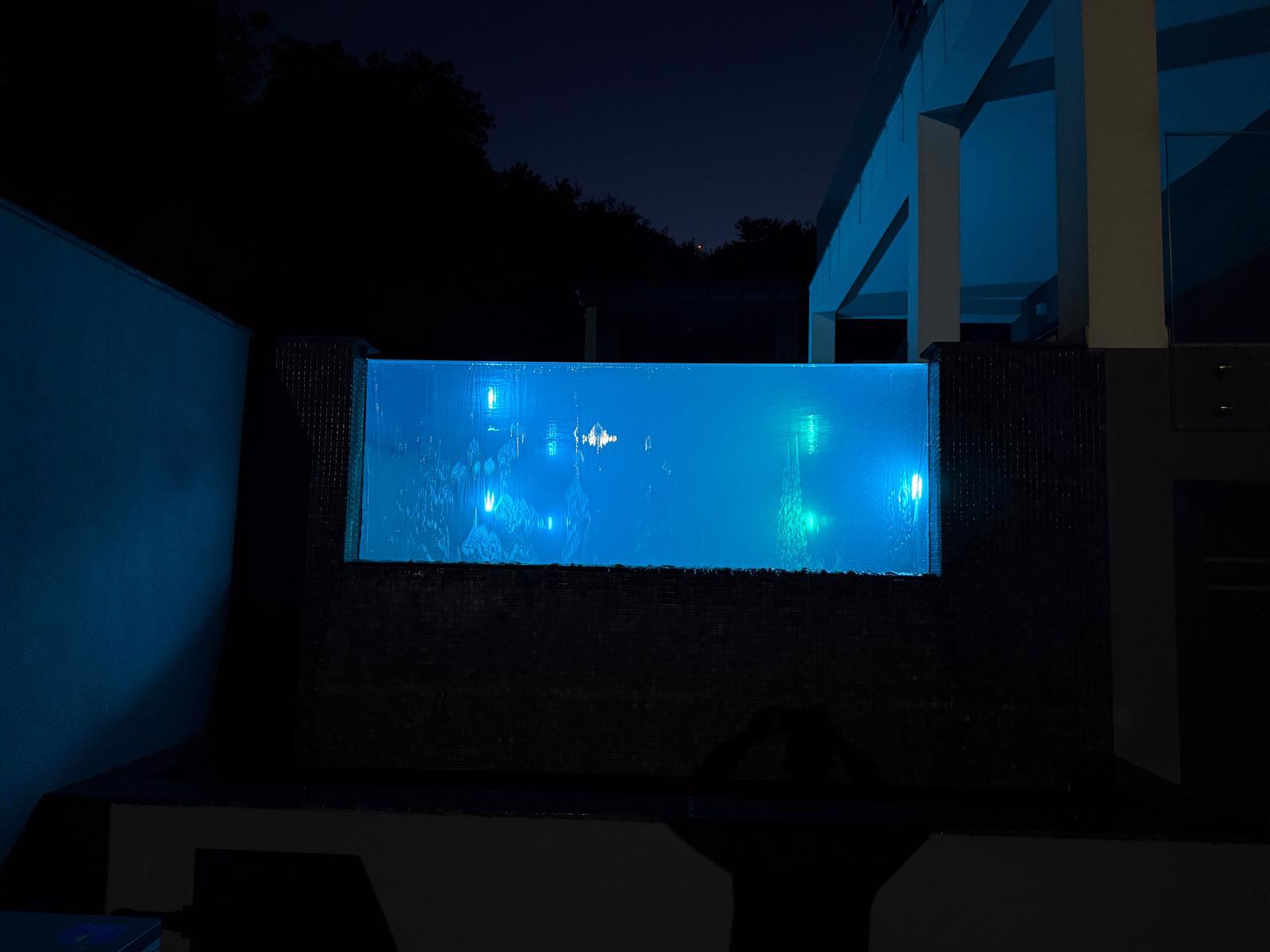 System.Collections.Generic.List`1[BluePillow.Application.SearchEngine.Dto.PhotoDto]?.ElementAt(1)?.Caption