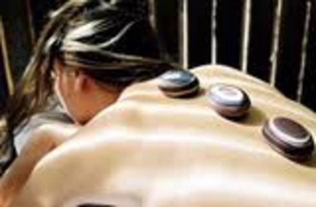 System.Collections.Generic.List`1[BluePillow.Application.SearchEngine.Dto.PhotoDto]?.ElementAt(3)?.Caption