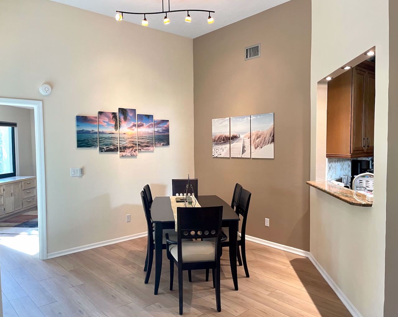 System.Collections.Generic.List`1[BluePillow.Application.SearchEngine.Dto.PhotoDto]?.ElementAt(2)?.Caption