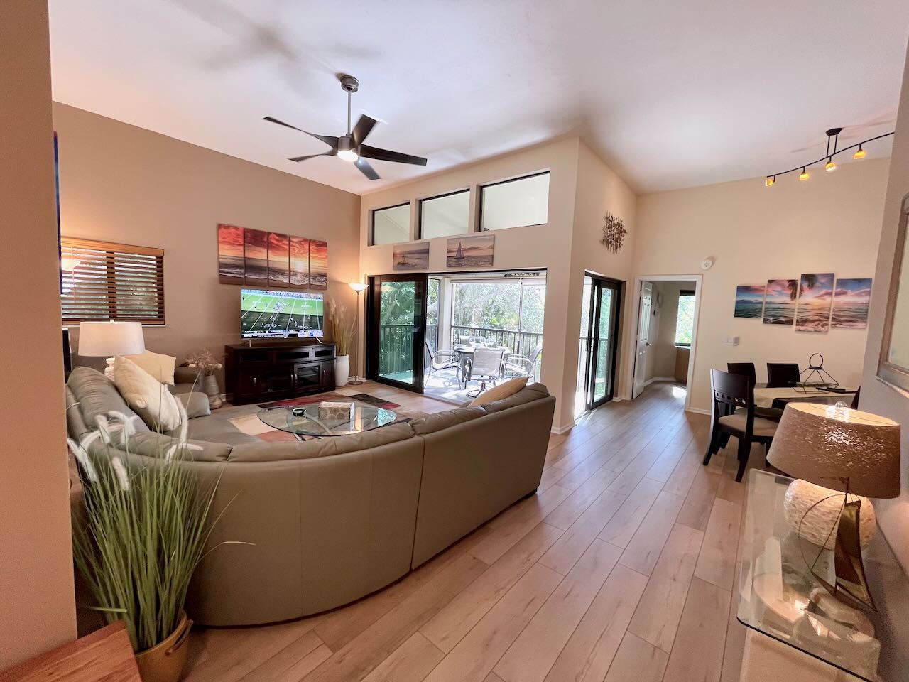 System.Collections.Generic.List`1[BluePillow.Application.SearchEngine.Dto.PhotoDto]?.ElementAt(1)?.Caption