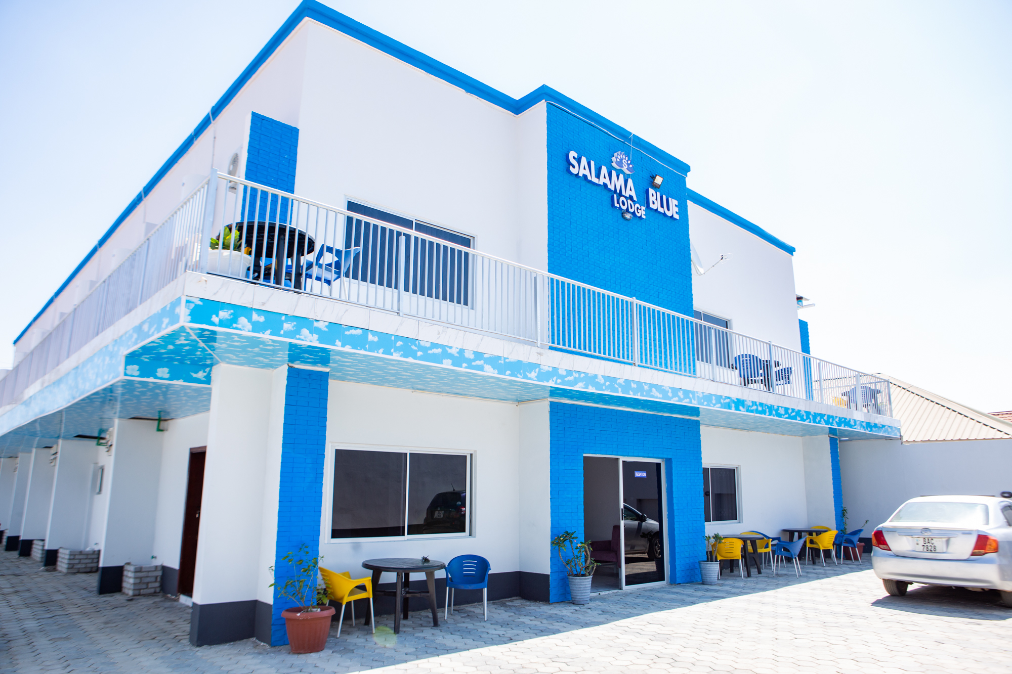 System.Collections.Generic.List`1[BluePillow.Application.SearchEngine.Dto.PhotoDto]?.ElementAt(0)?.Caption