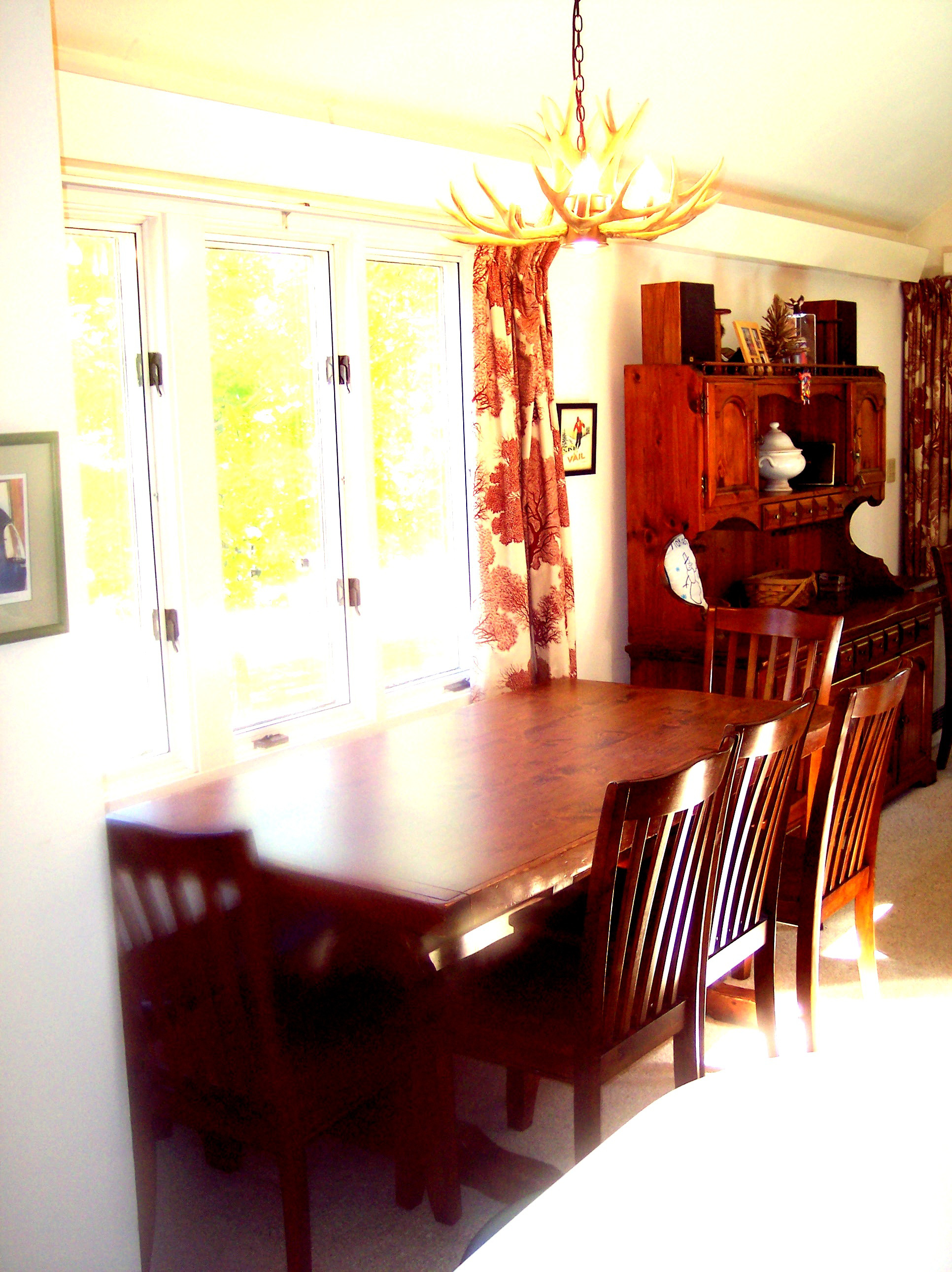 System.Collections.Generic.List`1[BluePillow.Application.SearchEngine.Dto.PhotoDto]?.ElementAt(3)?.Caption