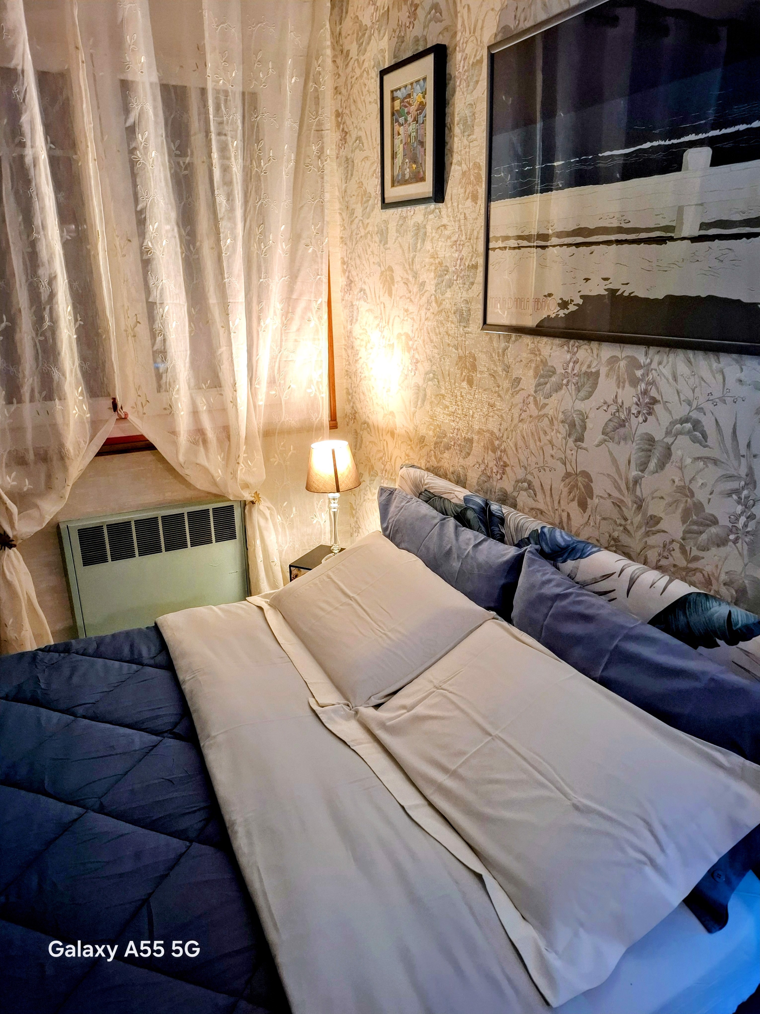 System.Collections.Generic.List`1[BluePillow.Application.SearchEngine.Dto.PhotoDto]?.ElementAt(2)?.Caption