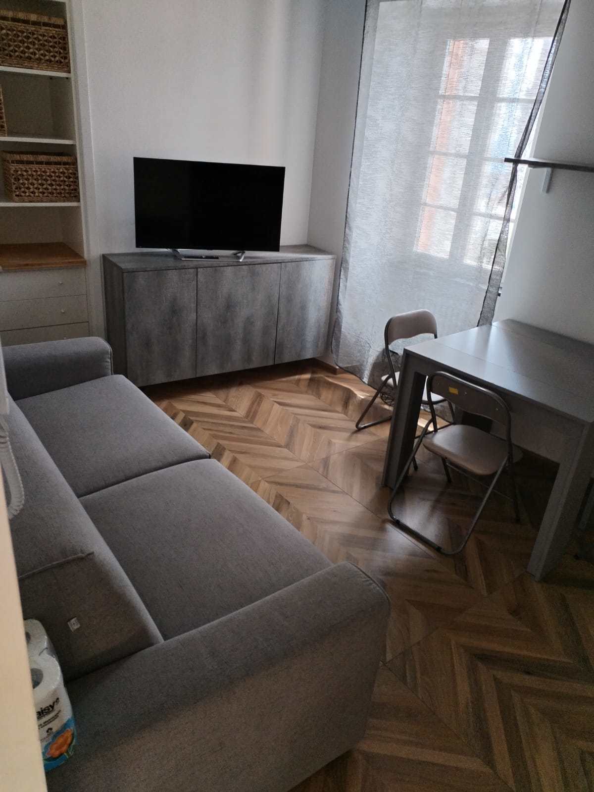 System.Collections.Generic.List`1[BluePillow.Application.SearchEngine.Dto.PhotoDto]?.ElementAt(3)?.Caption