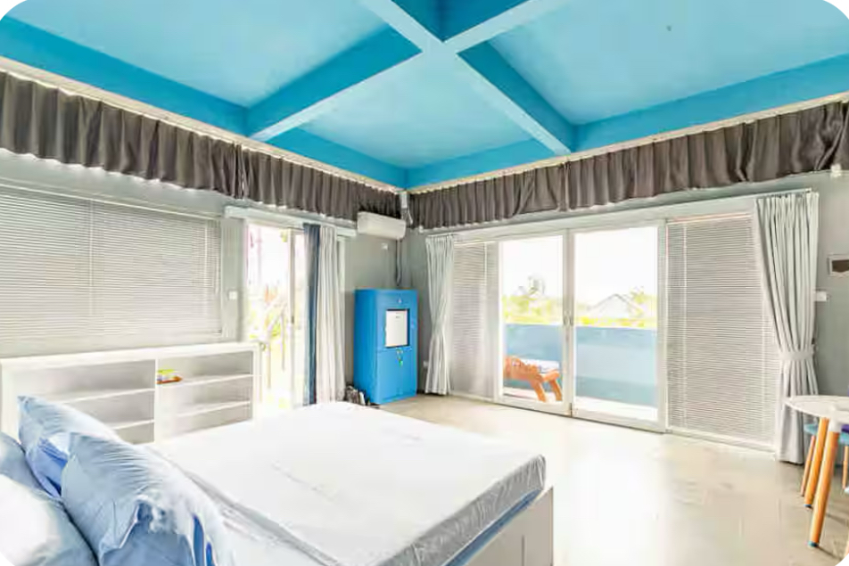 System.Collections.Generic.List`1[BluePillow.Application.SearchEngine.Dto.PhotoDto]?.ElementAt(2)?.Caption