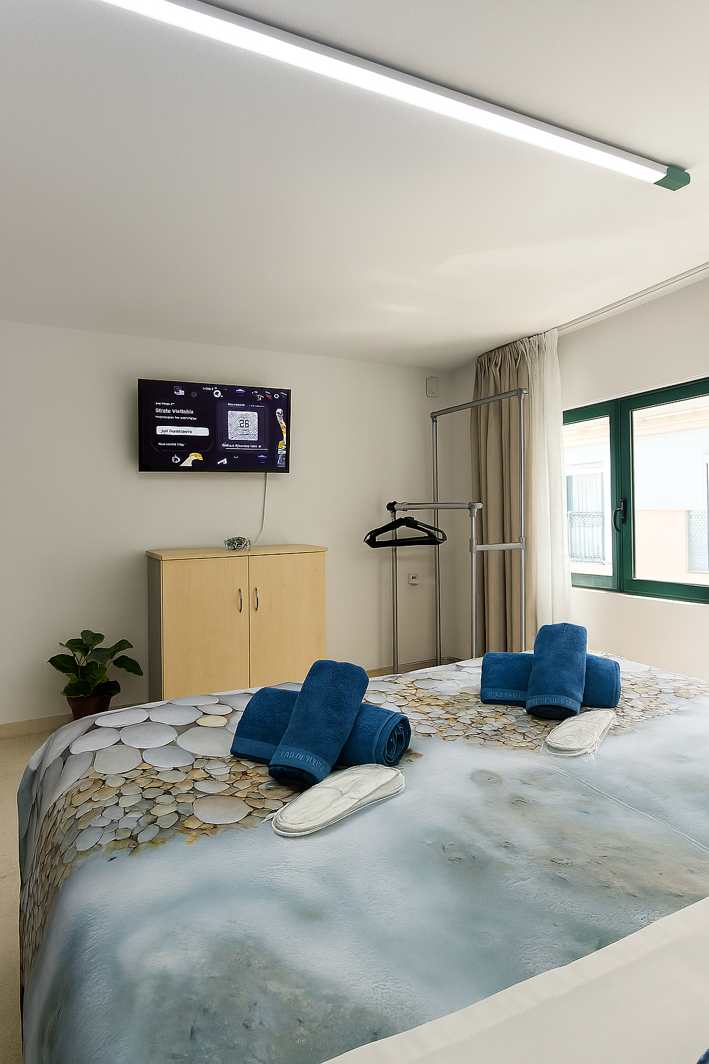 System.Collections.Generic.List`1[BluePillow.Application.SearchEngine.Dto.PhotoDto]?.ElementAt(2)?.Caption