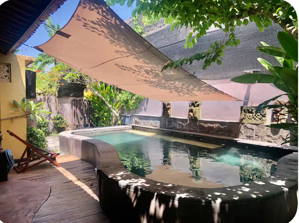 System.Collections.Generic.List`1[BluePillow.Application.SearchEngine.Dto.PhotoDto]?.ElementAt(3)?.Caption