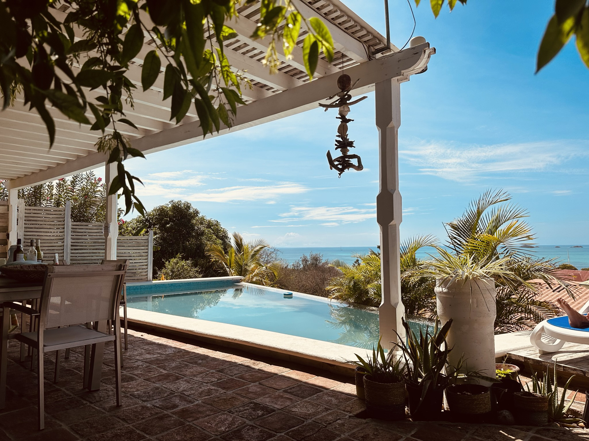 System.Collections.Generic.List`1[BluePillow.Application.SearchEngine.Dto.PhotoDto]?.ElementAt(0)?.Caption