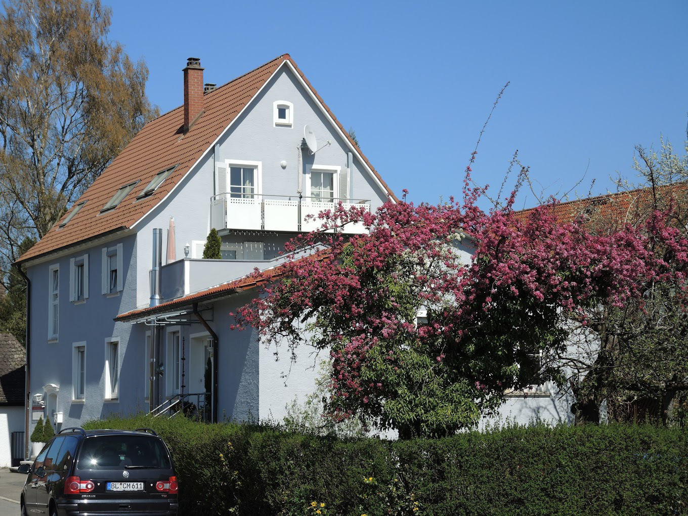 System.Collections.Generic.List`1[BluePillow.Application.SearchEngine.Dto.PhotoDto]?.ElementAt(2)?.Caption