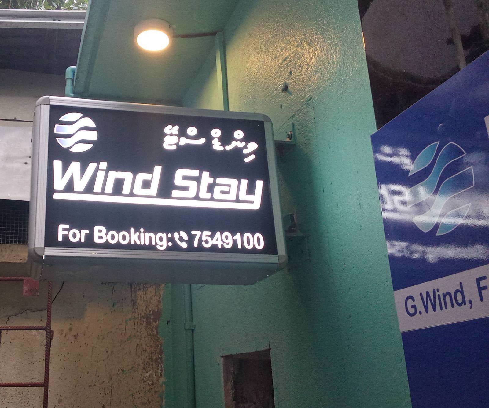 System.Collections.Generic.List`1[BluePillow.Application.SearchEngine.Dto.PhotoDto]?.ElementAt(2)?.Caption