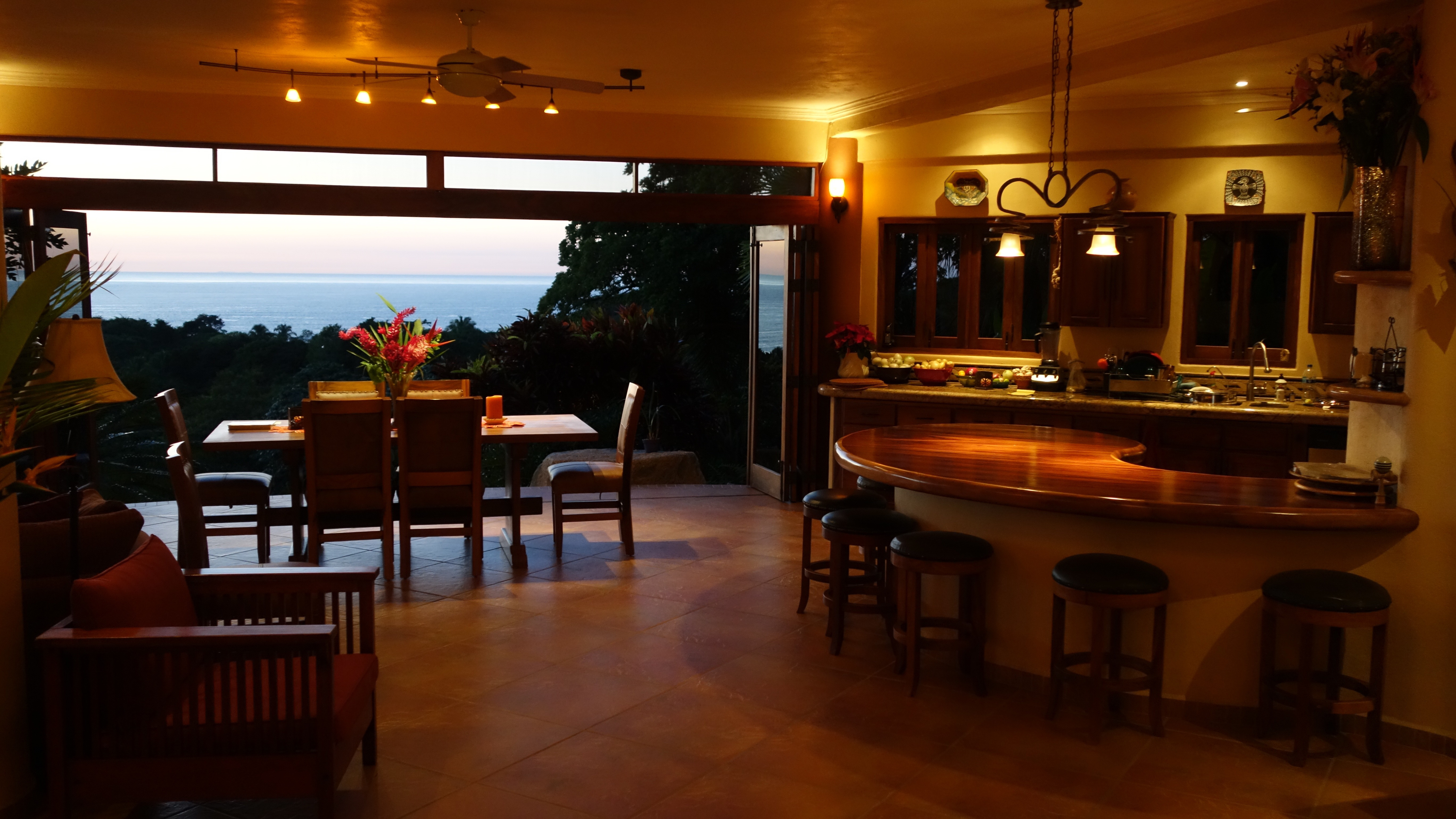 System.Collections.Generic.List`1[BluePillow.Application.SearchEngine.Dto.PhotoDto]?.ElementAt(2)?.Caption