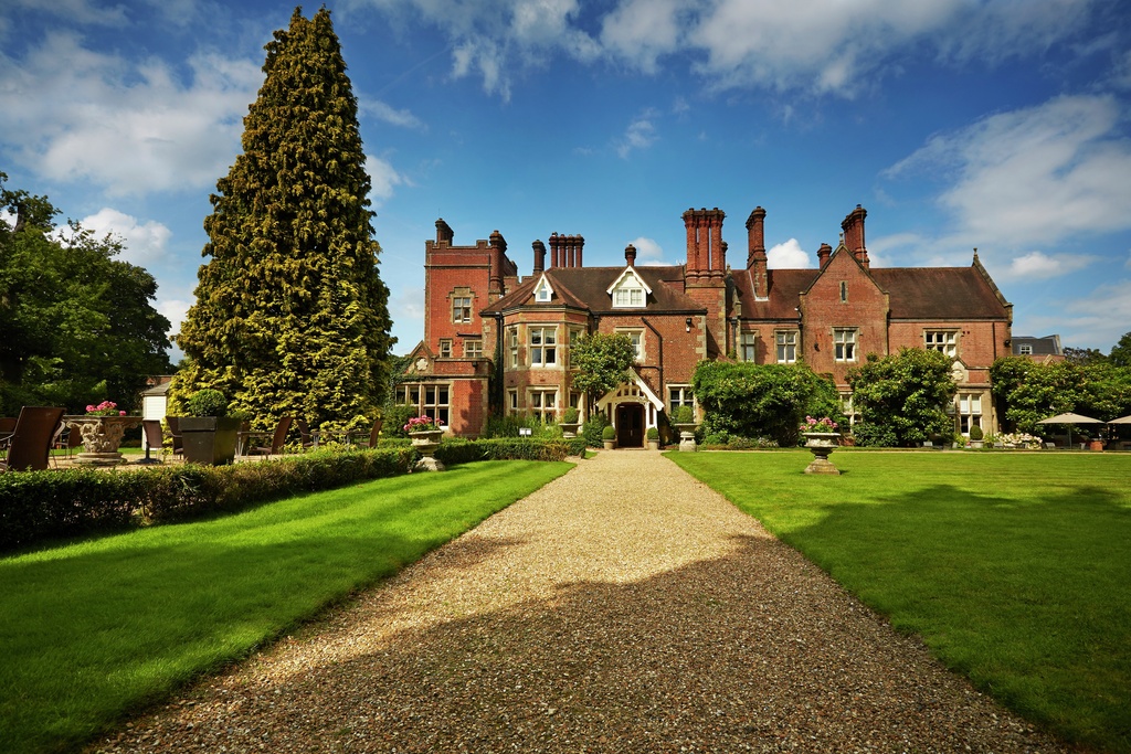 Hotels in Felbridge