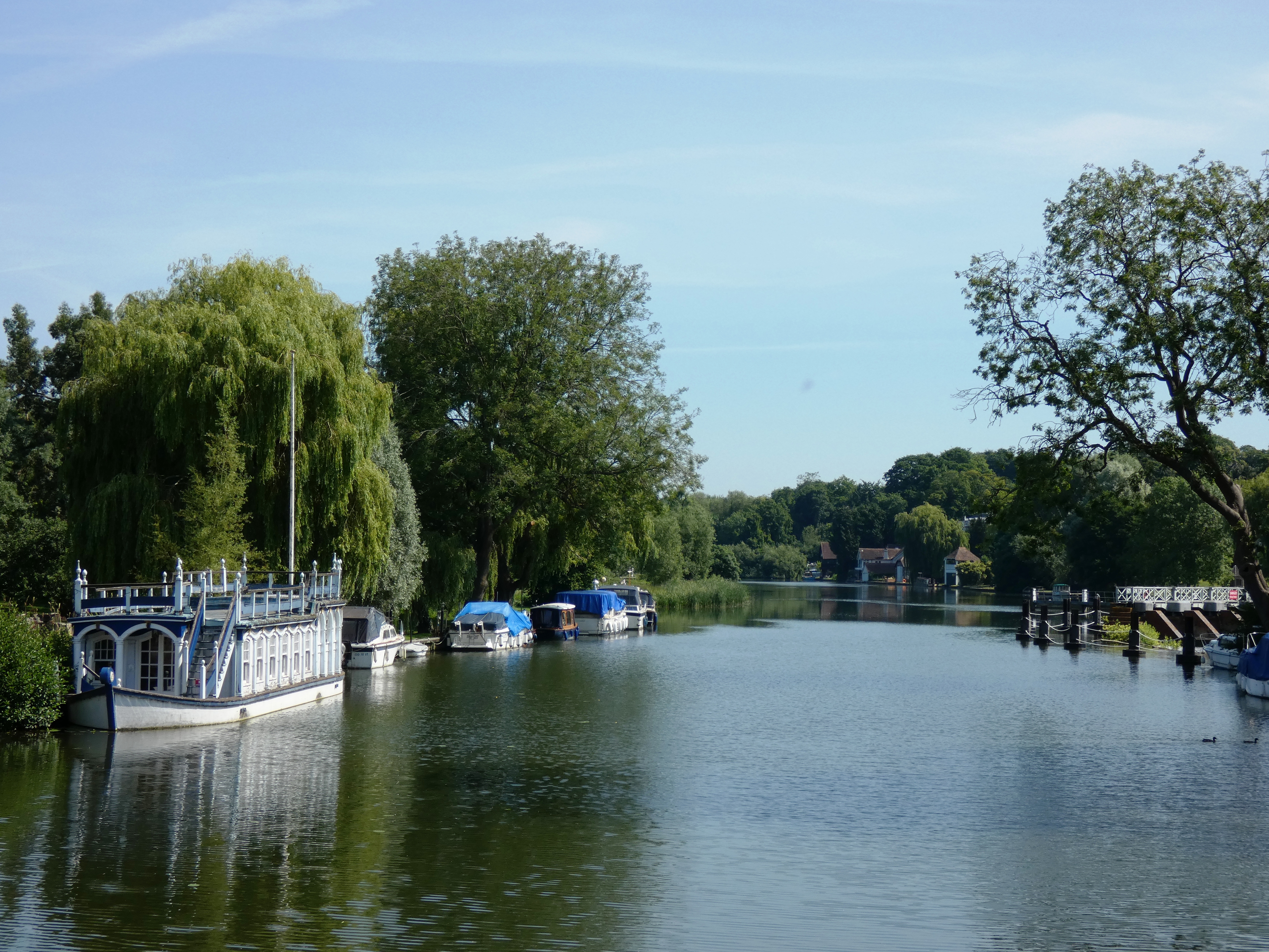 Holiday rentals Goring