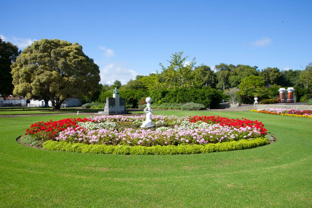 Holiday rentals Ellerslie