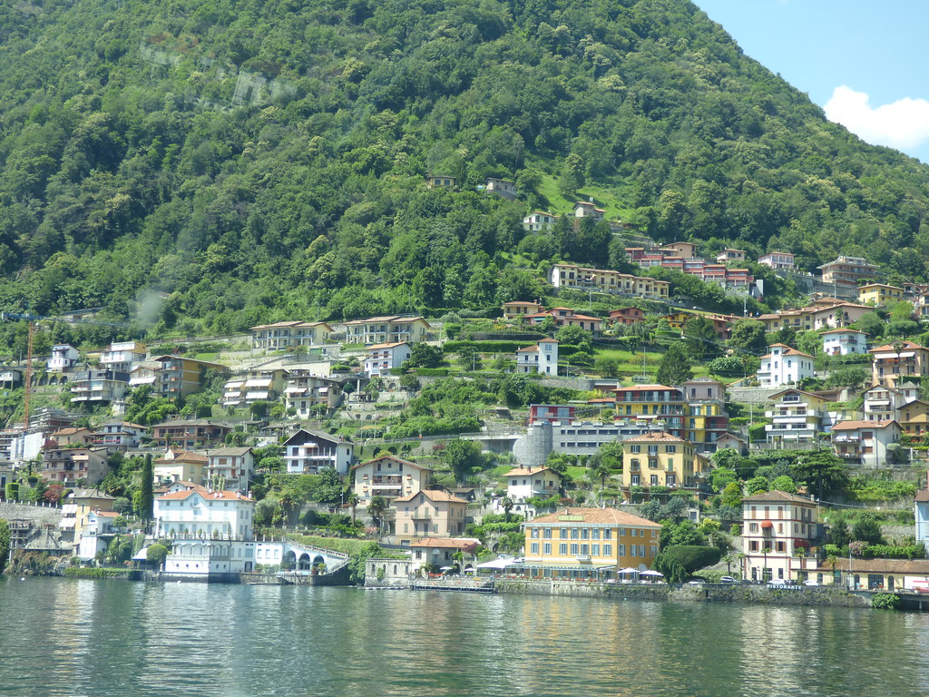 Holiday rentals Argegno